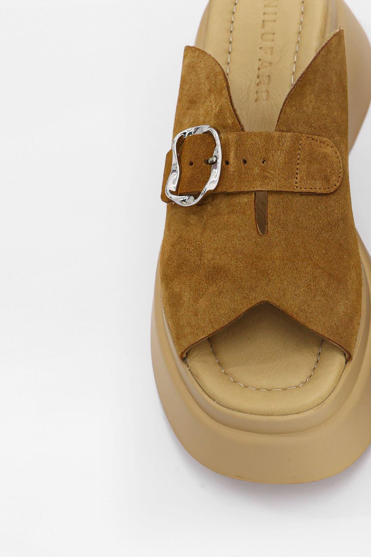 Palmer Taba Süet Hakiki Deri Kemer Aksesuarlı Topuklu Terlik