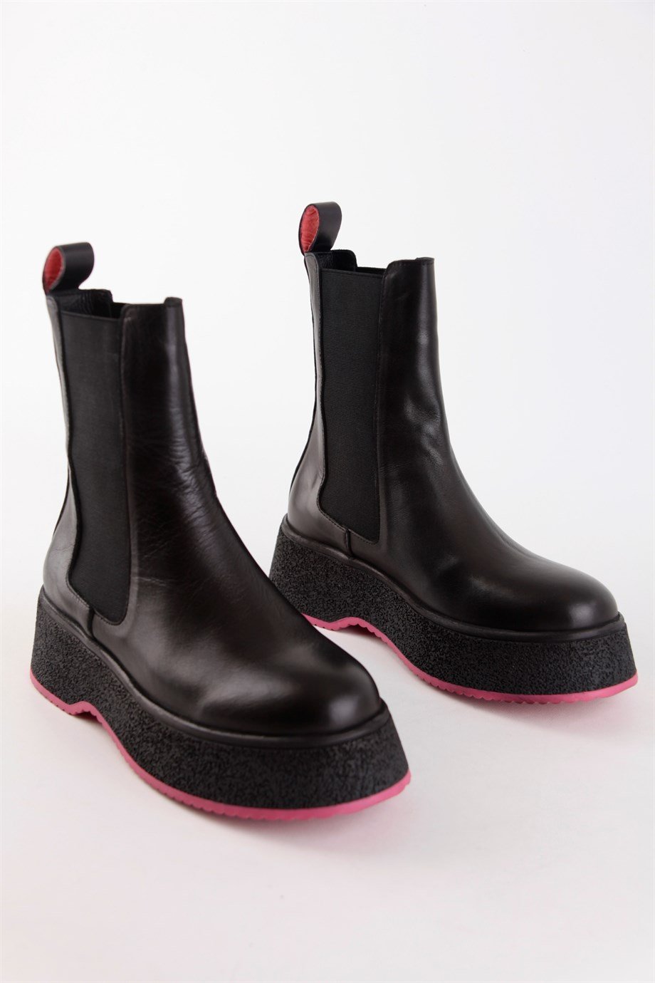 Pamela Siyah Hakiki Deri Fuşya Tabanlı Kadın Bot