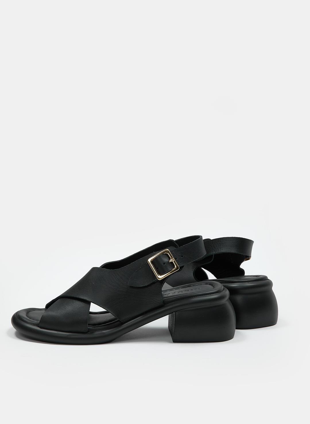 Panova Siyah Hakiki Deri Kısa Topuklu Kadın Sandalet