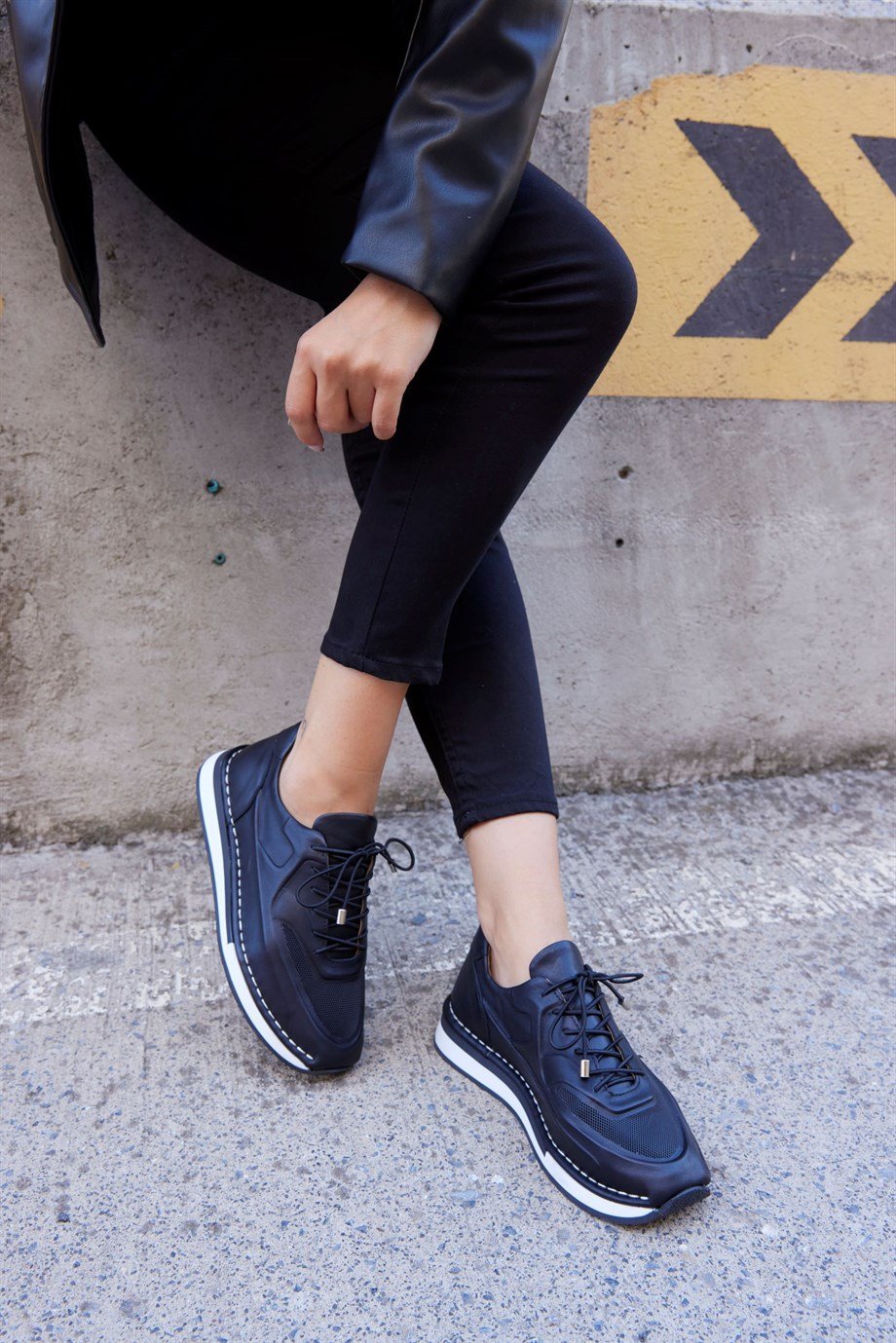 Patrice Siyah Hakiki Deri Kadın Sneaker