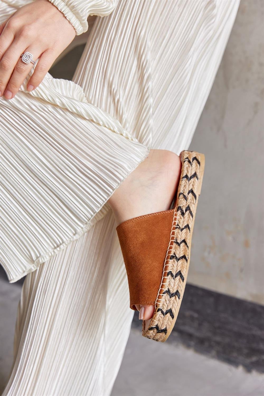 Пера Табачные Замшевые Женские Тапочки-Эспадрильи