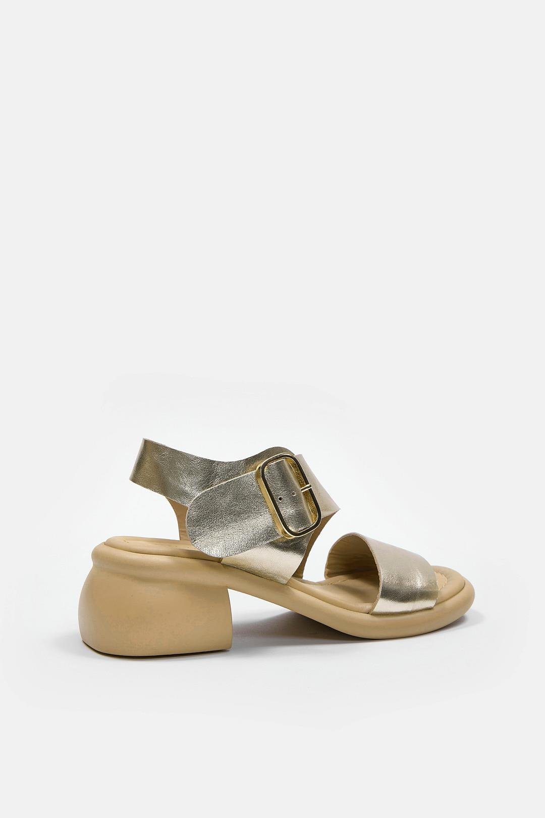 Petra Altın Hakiki Deri Altın Tokalı Kadın Sandalet