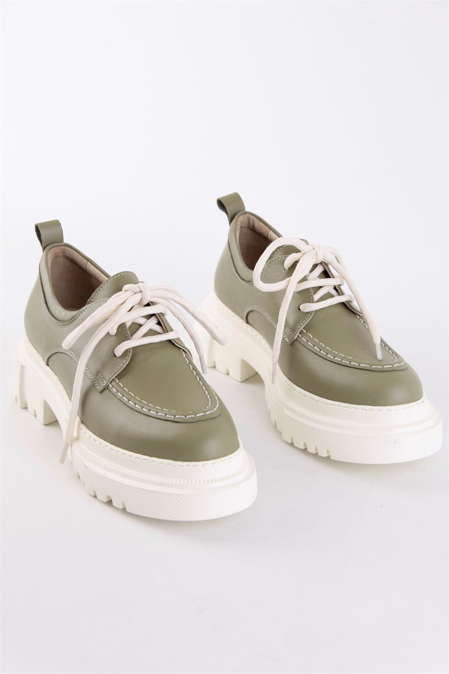 Piona Yeşil Kalın Tabanlı Bağcıklı Kadın Hakiki Deri Loafer