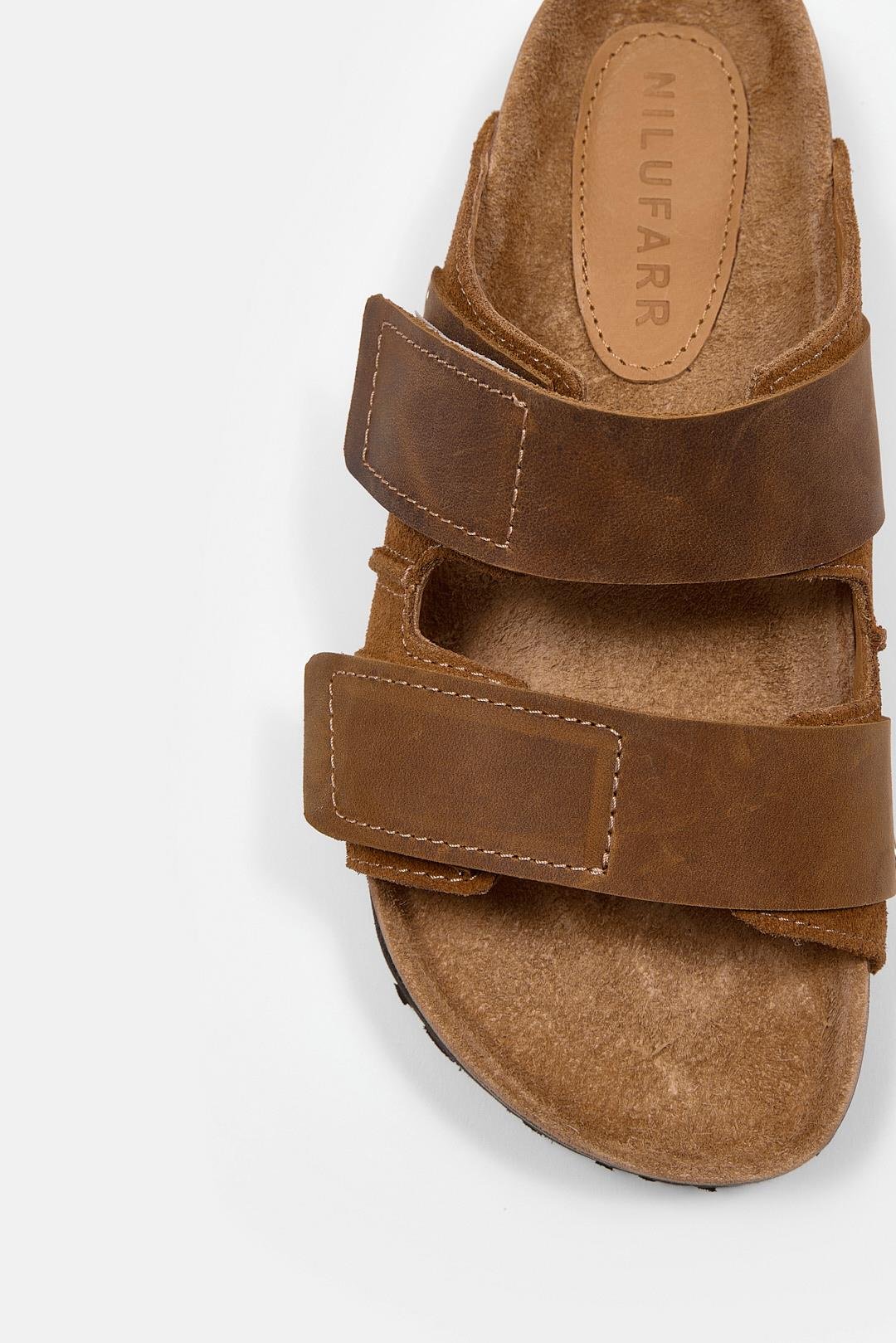 Pujka Taba Hakiki Deri Kadın Terlik