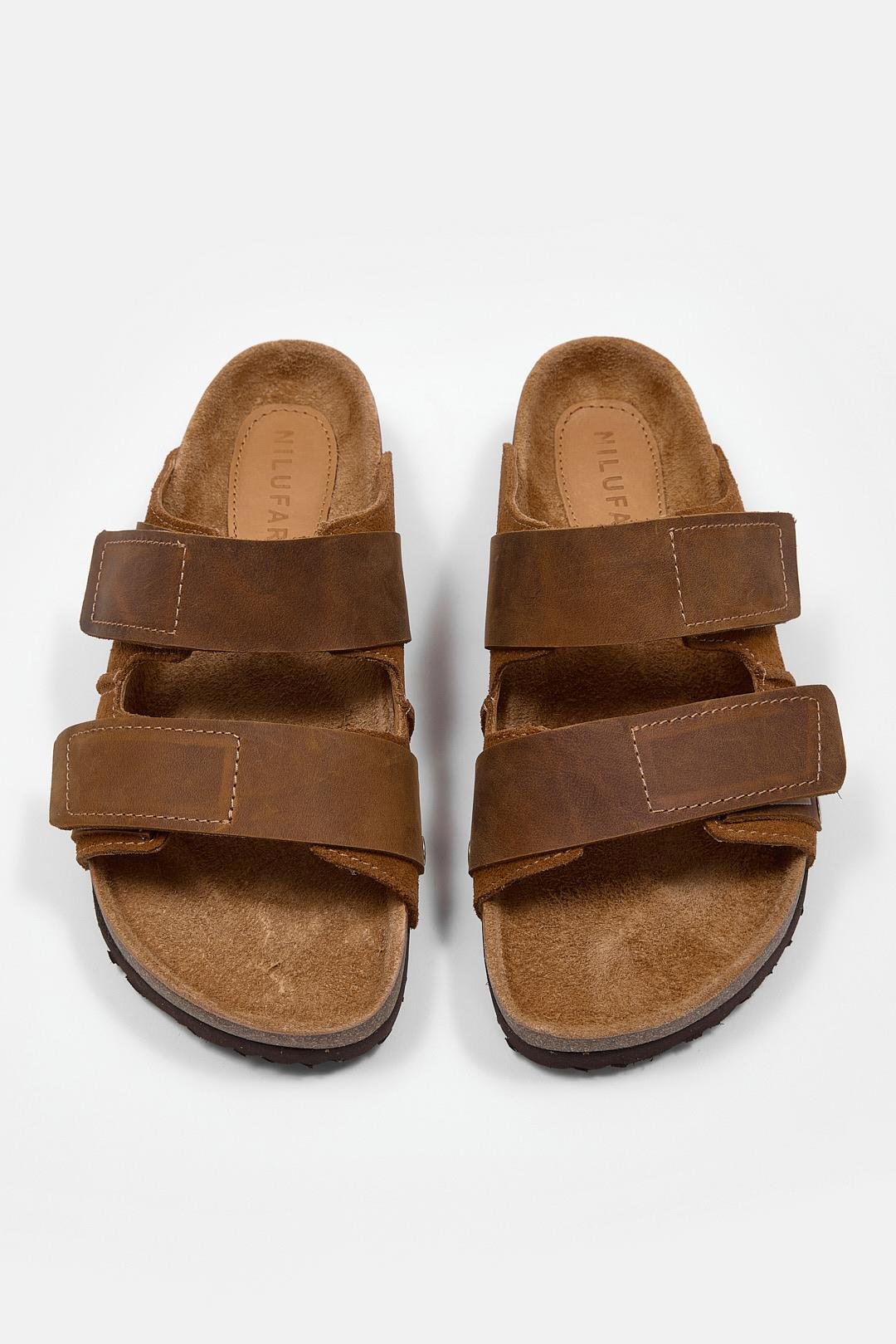 Pujka Taba Hakiki Deri Kadın Terlik