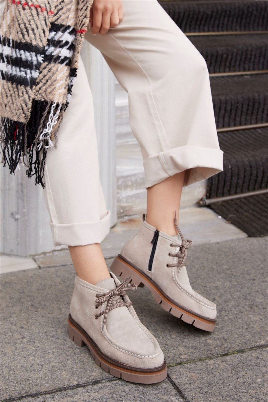 Marcela Bej Hakiki Süet Kadın Bot