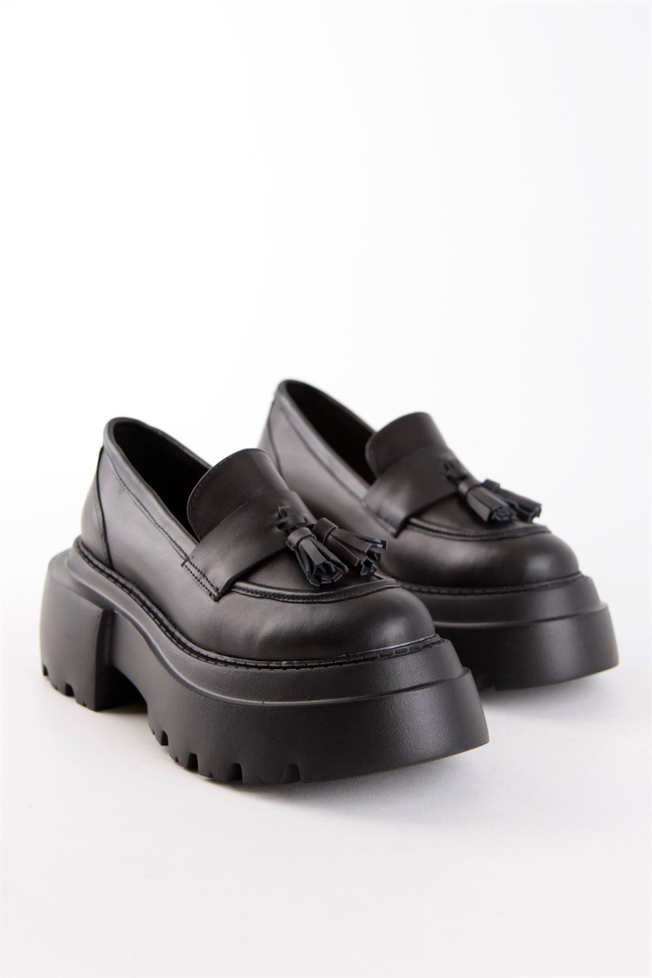 Rolanda Siyah Hakiki Deri Kalın Tabanlı Kadın Loafer