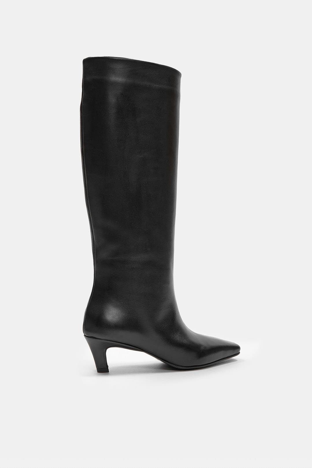 Rolene Siyah Hakiki Deri Kısa Topuklu Kadın Çizme