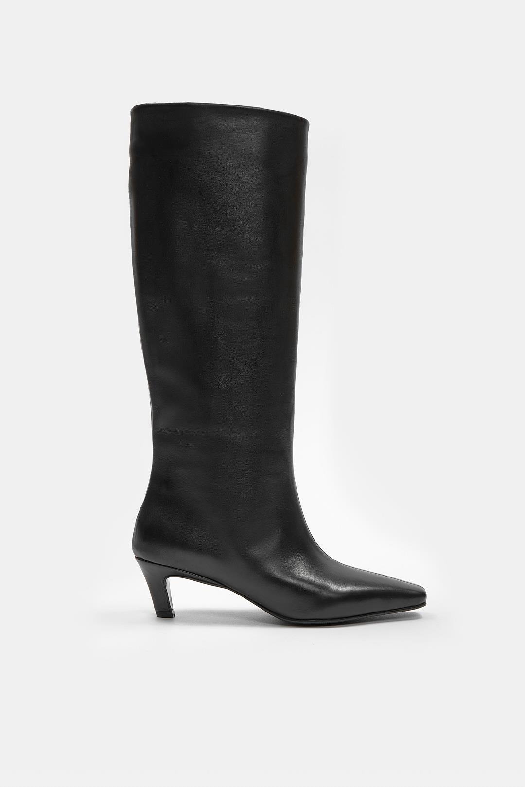 Rolene Siyah Hakiki Deri Kısa Topuklu Kadın Çizme