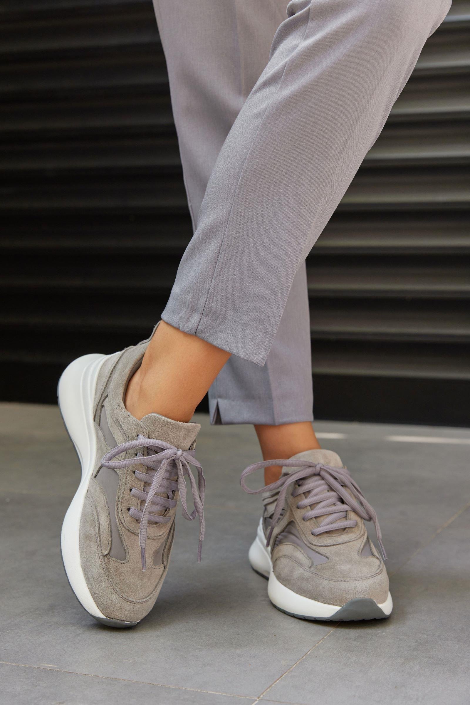 Roma Gri Süet Hakiki Deri Kadın Sneaker