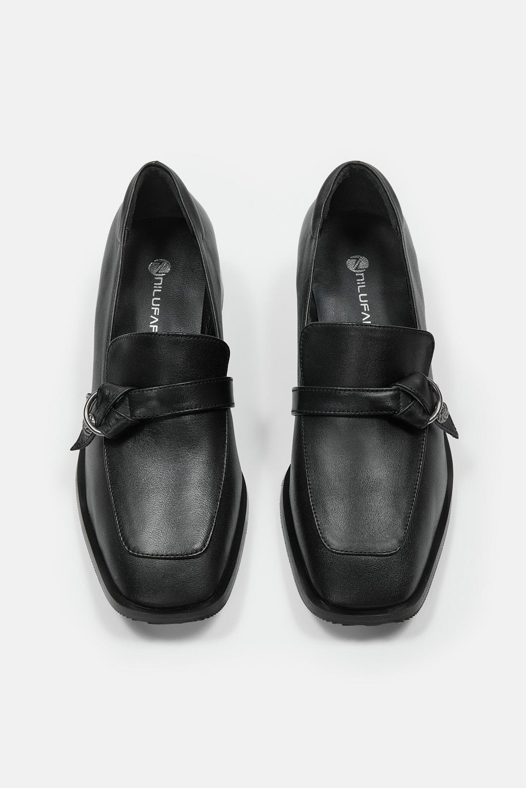 Rosita Siyah Hakiki Deri Kısa Topuklu Kadın Ayakkabı