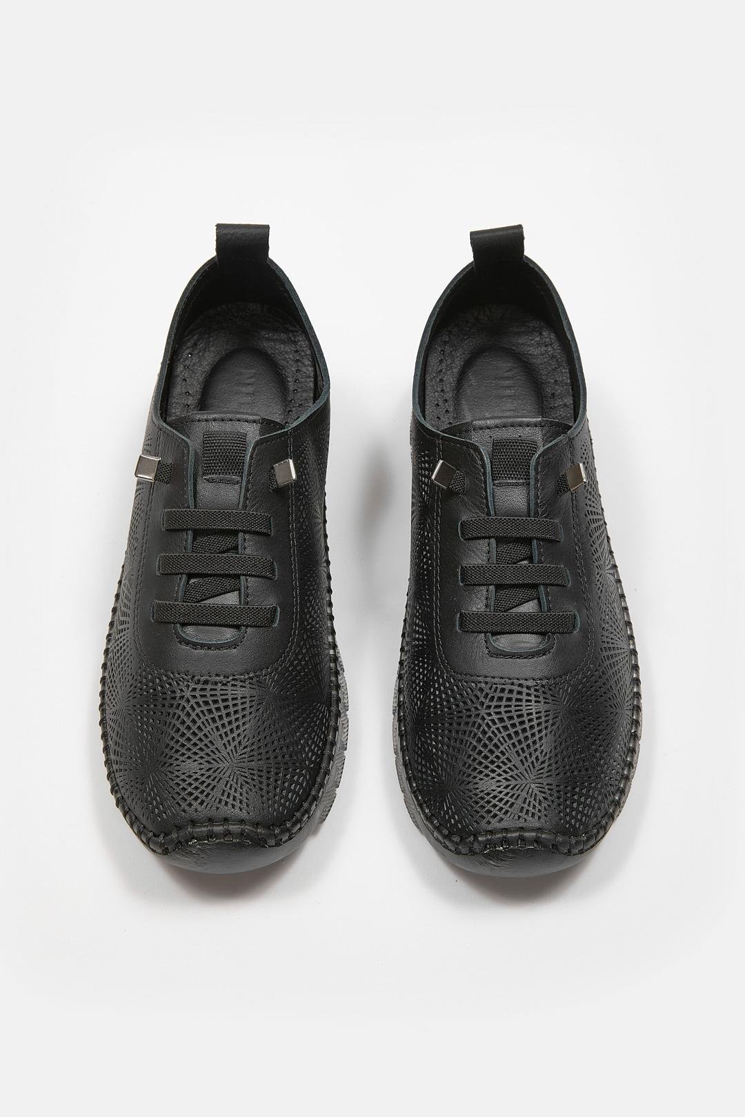 Russa Siyah Hakiki Deri Kadın Sneaker