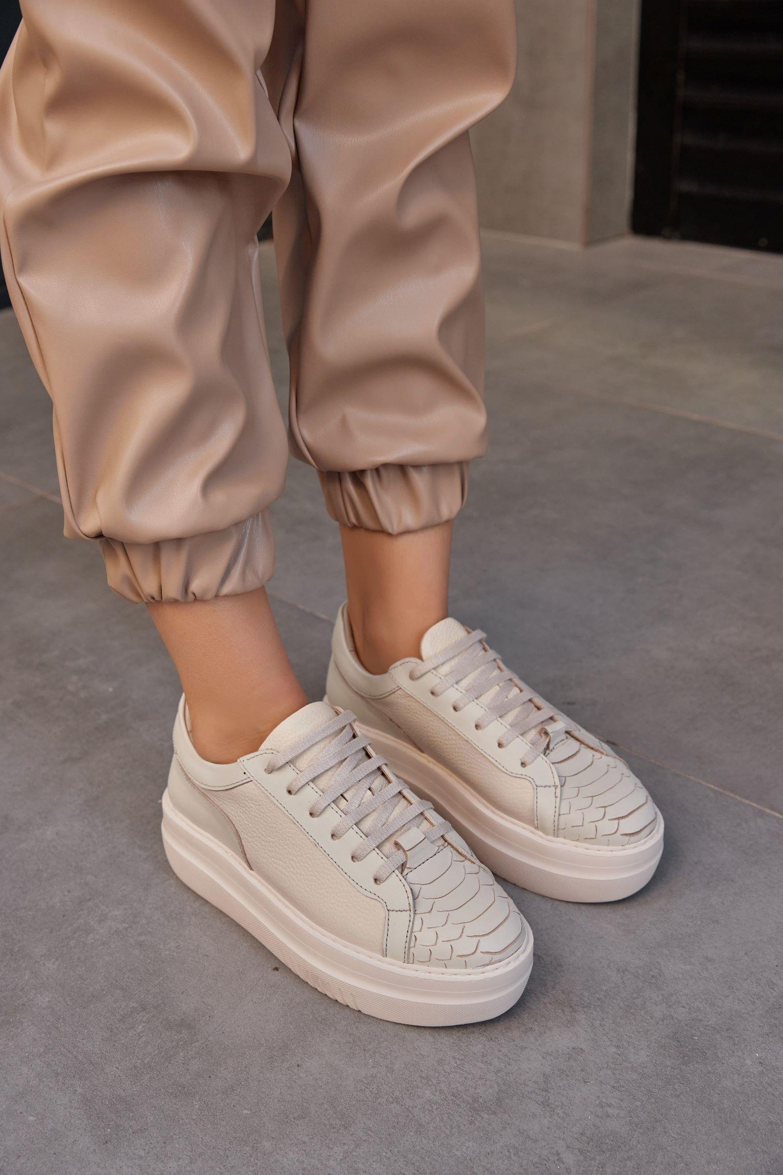 Russi Bej Hakiki Deri Kadın Sneaker