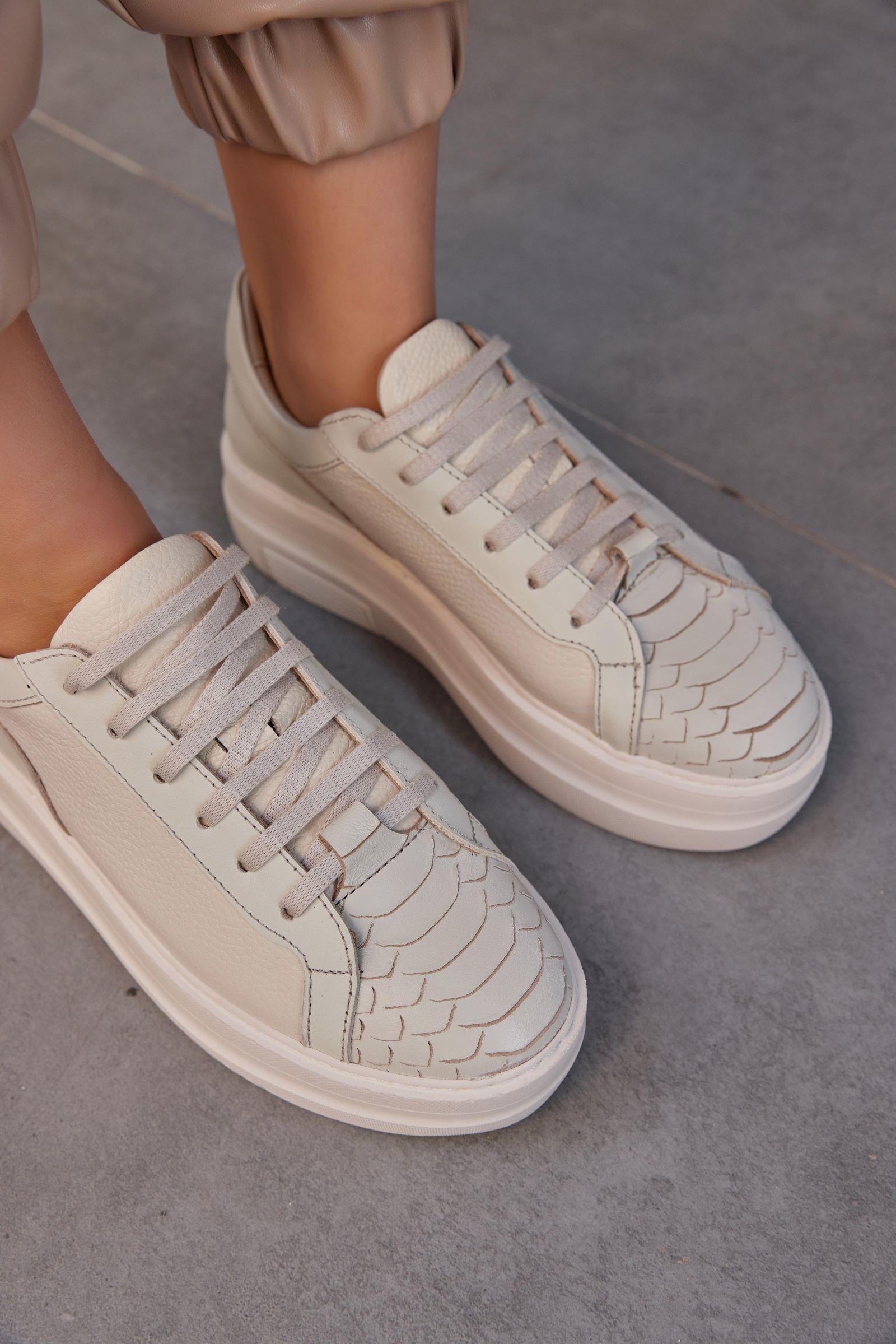 Russi Bej Hakiki Deri Kadın Sneaker