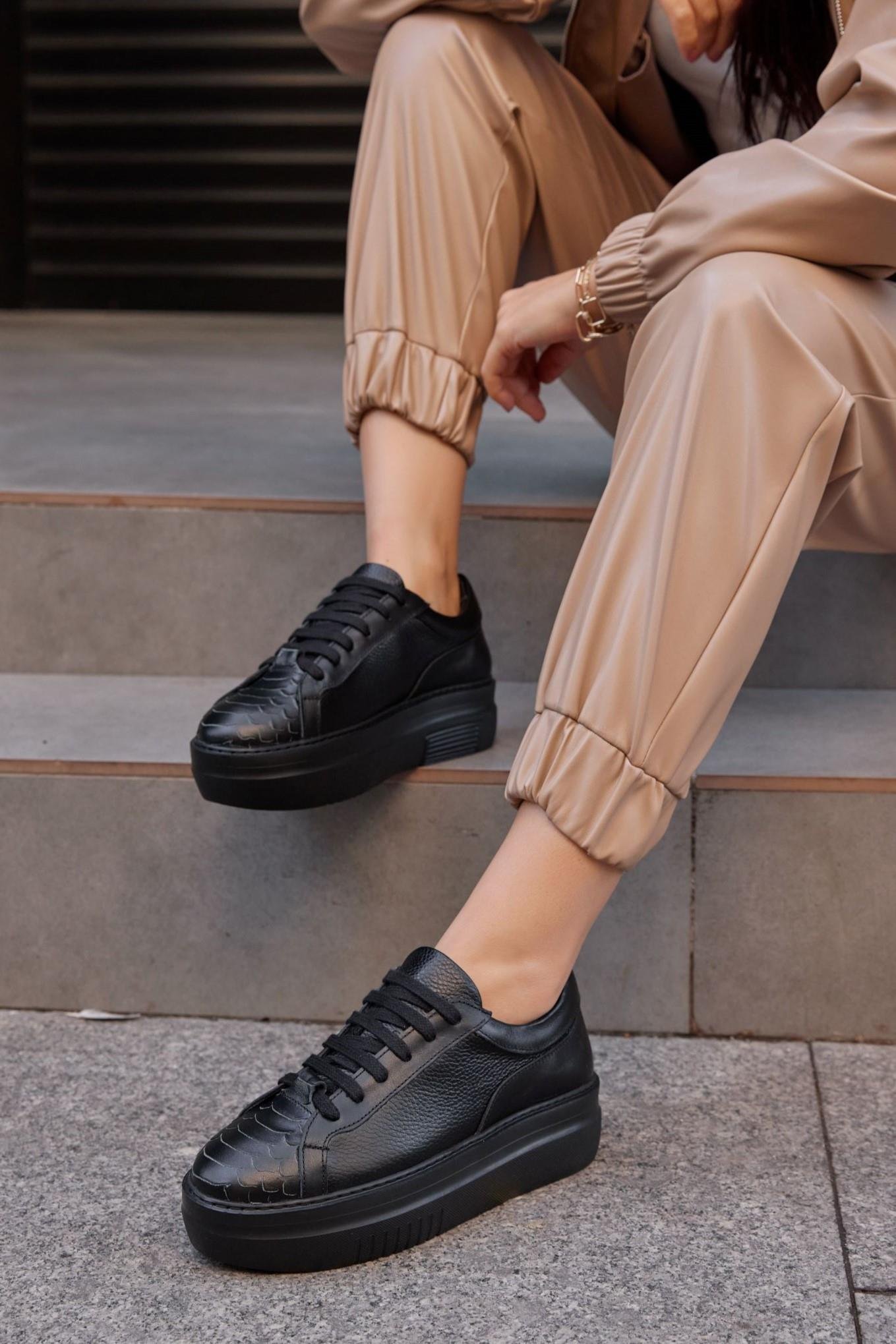 Russi Siyah Hakiki Deri Kadın Sneaker