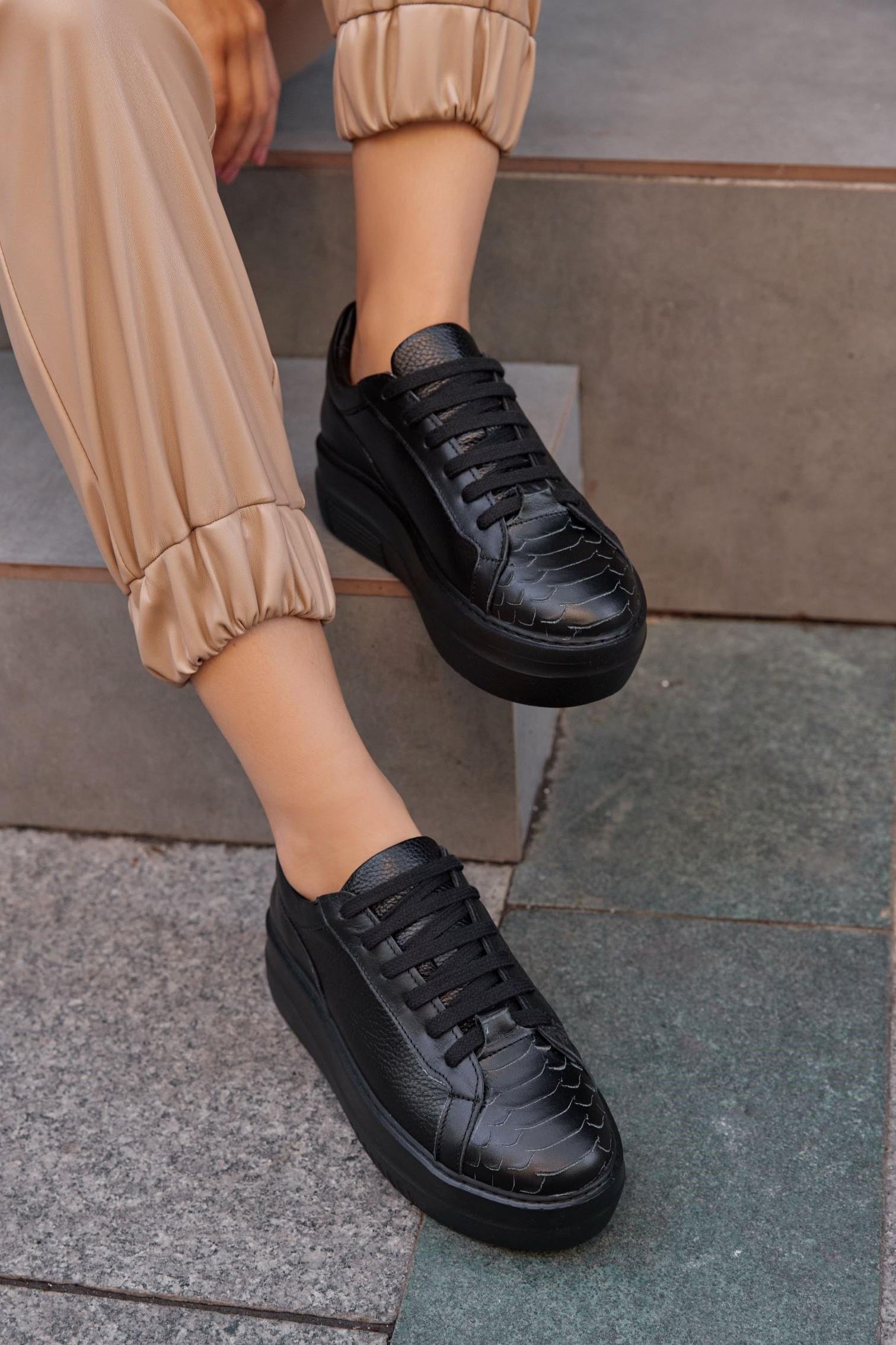 Russi Siyah Hakiki Deri Kadın Sneaker