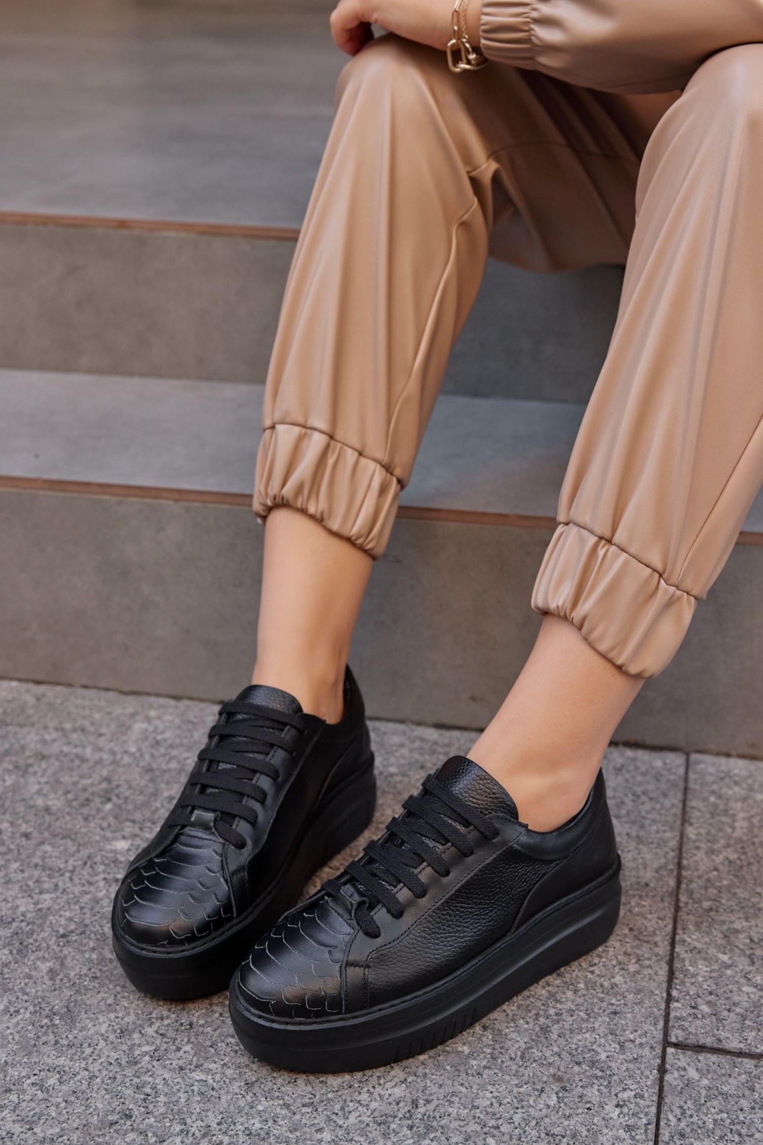 Russi Siyah Hakiki Deri Kadın Sneaker