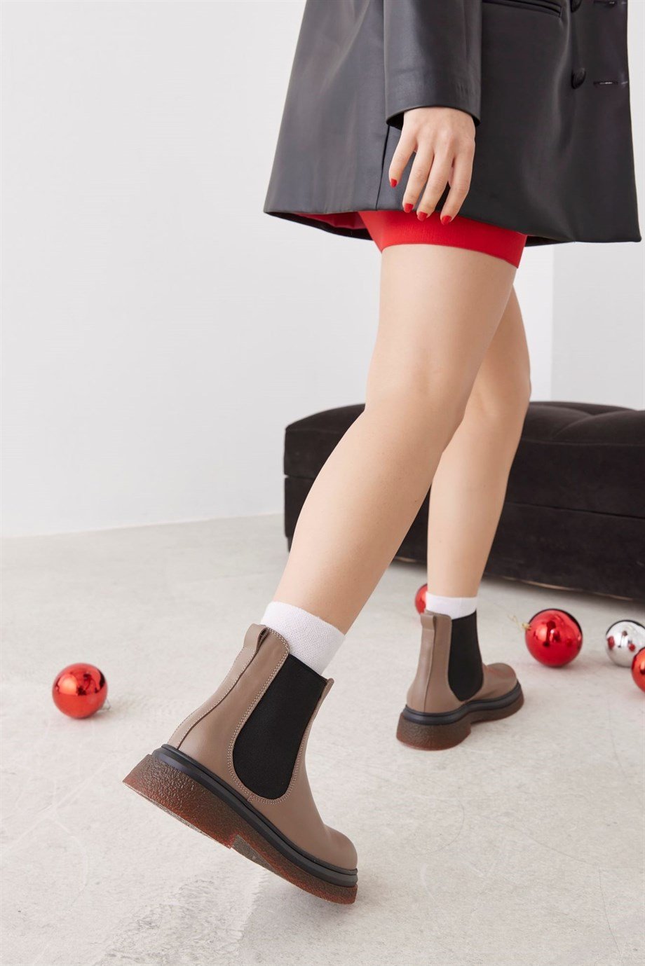 Sergius Vizon Hakiki Deri Kadın Bot