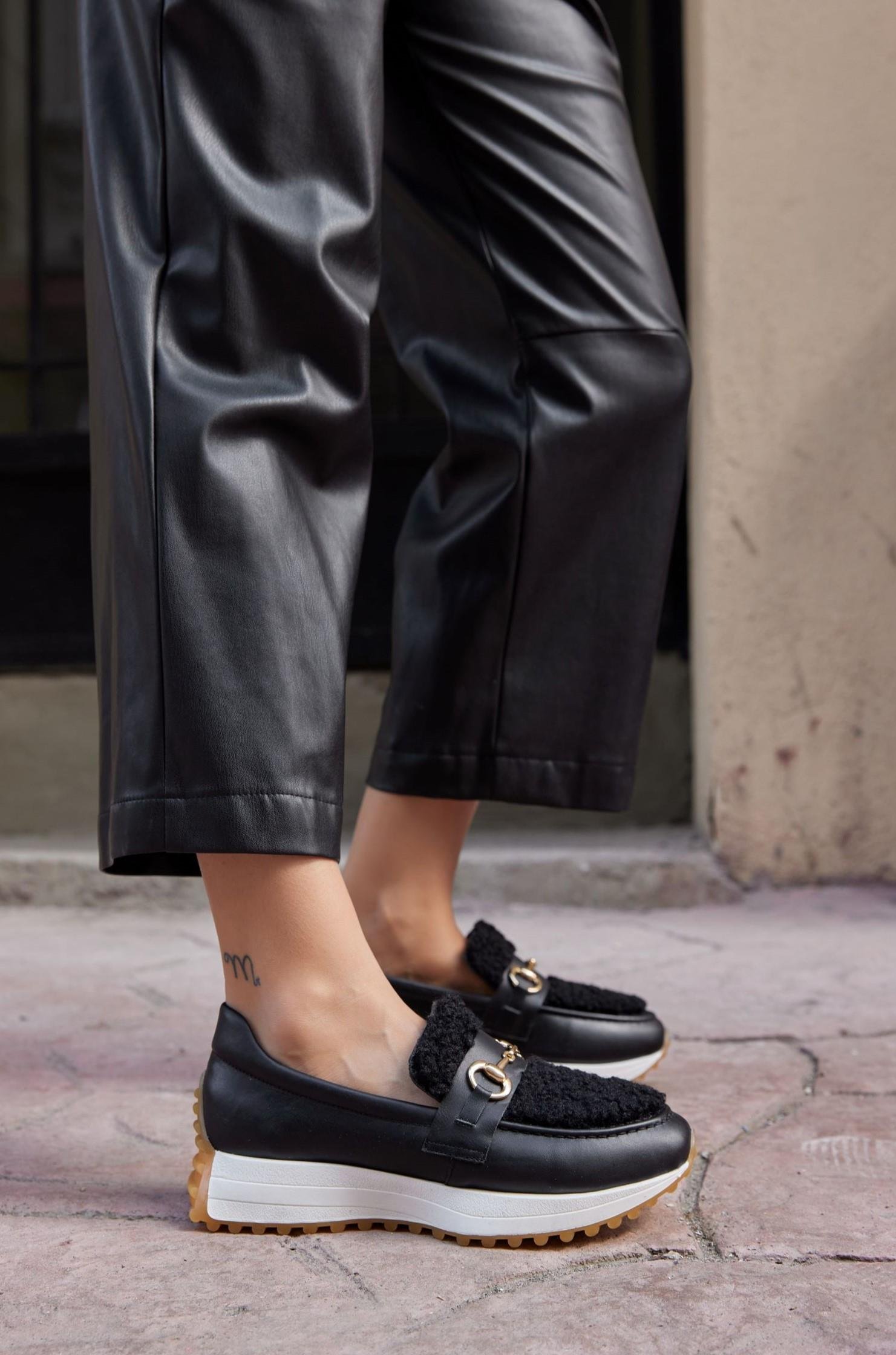 Shaggy Siyah Hakiki Deri Kürklü Kadın Sneaker