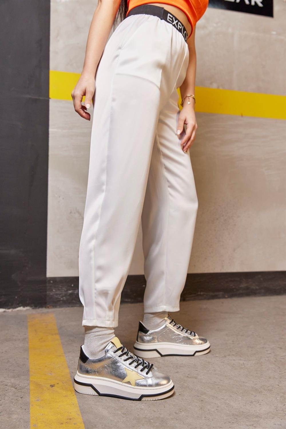 Sveta Gümüş Hakiki Deri Kadın Sneaker
