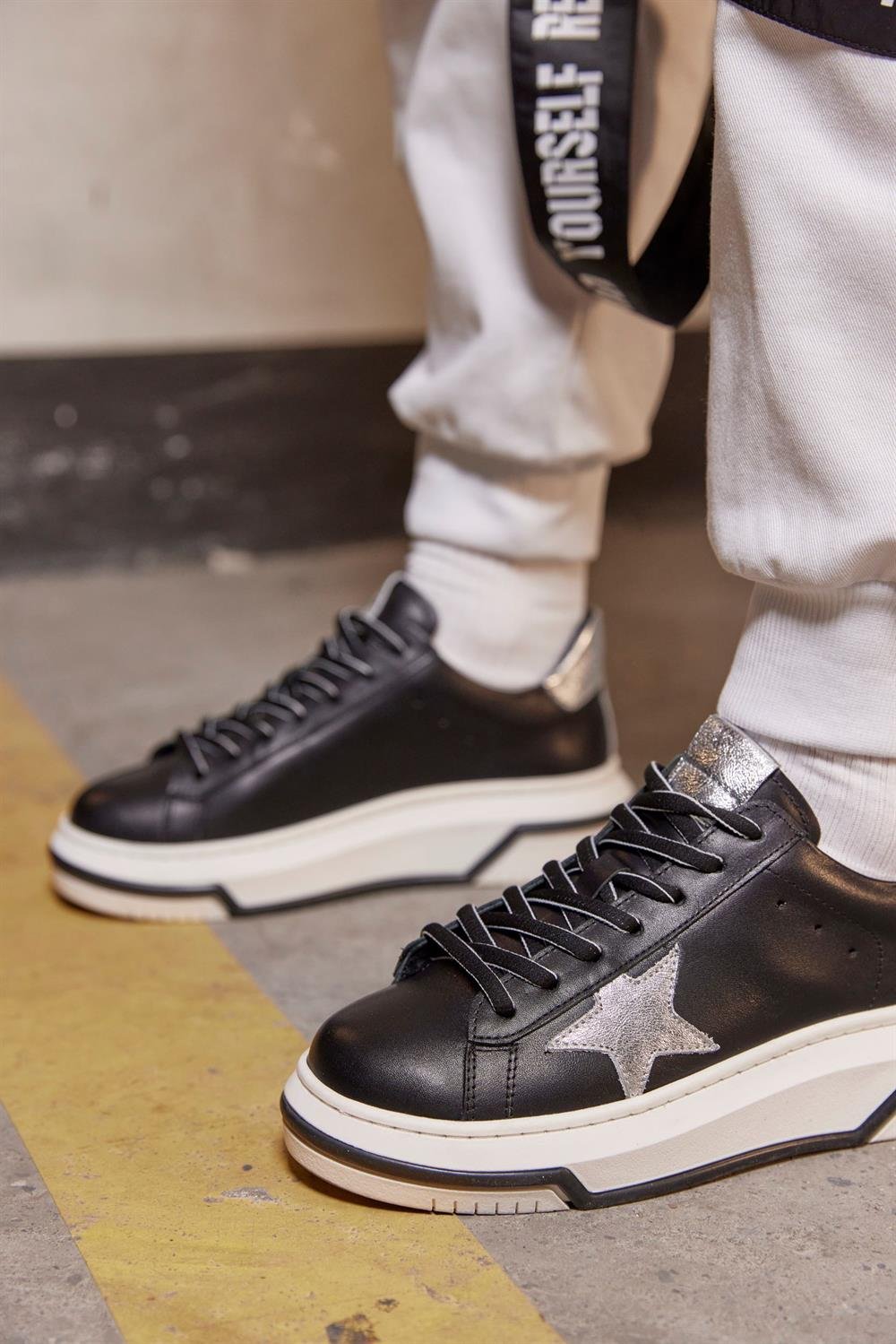 Sveta Siyah Hakiki Deri Kadın Sneaker