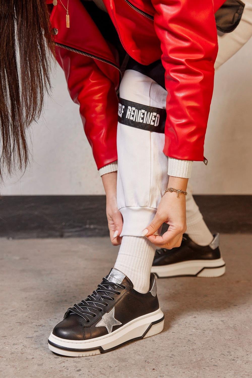 Sveta Siyah Hakiki Deri Kadın Sneaker