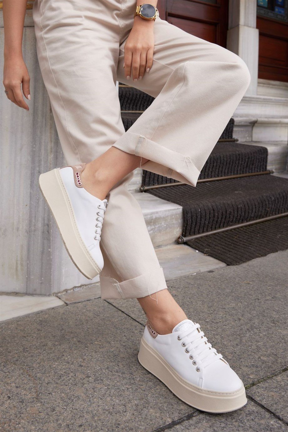 Tania Beyaz Hakiki Deri Kadın Sneaker