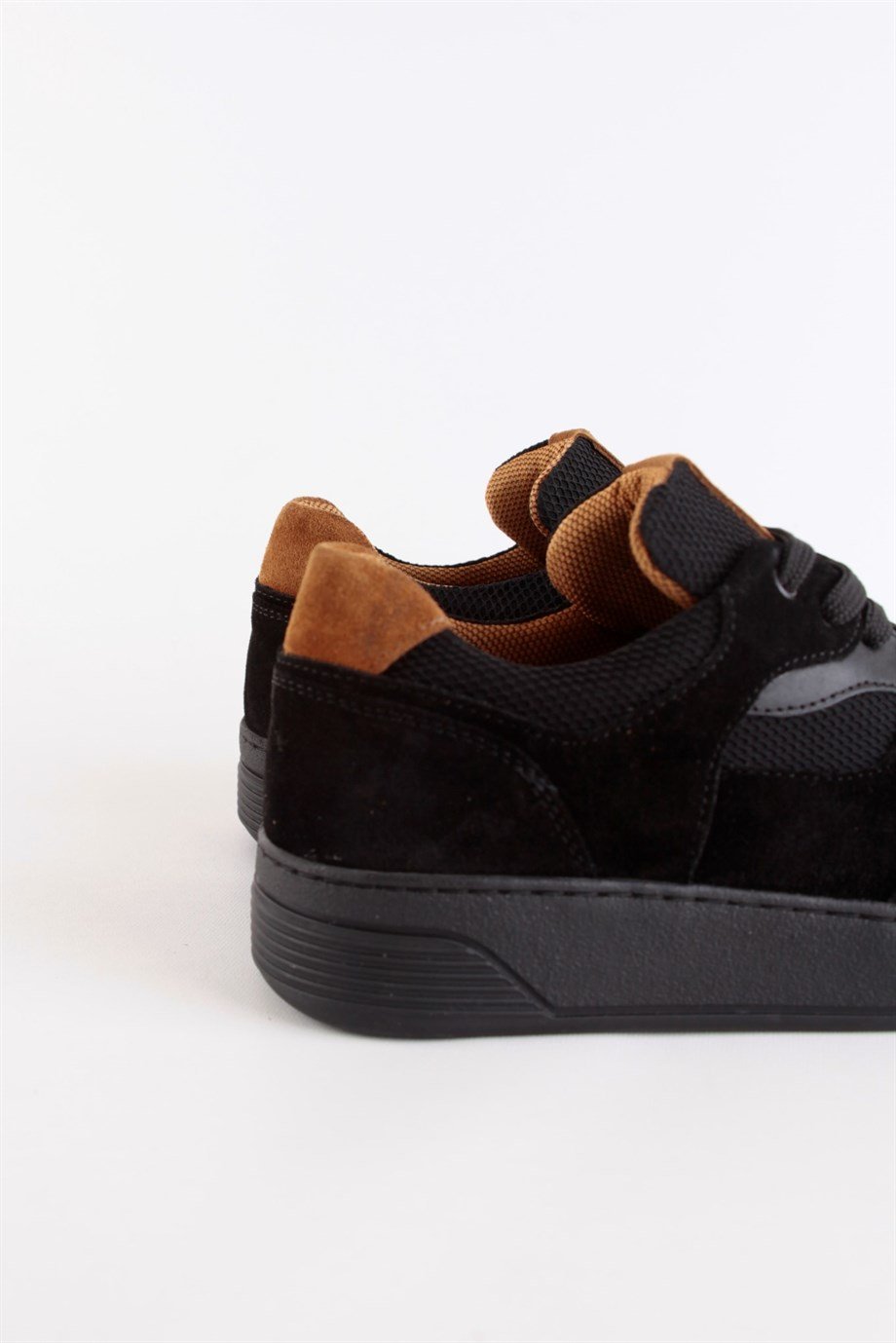 Vontex Siyah Hakiki Deri Siyah Tabanlı Kadın Sneakers