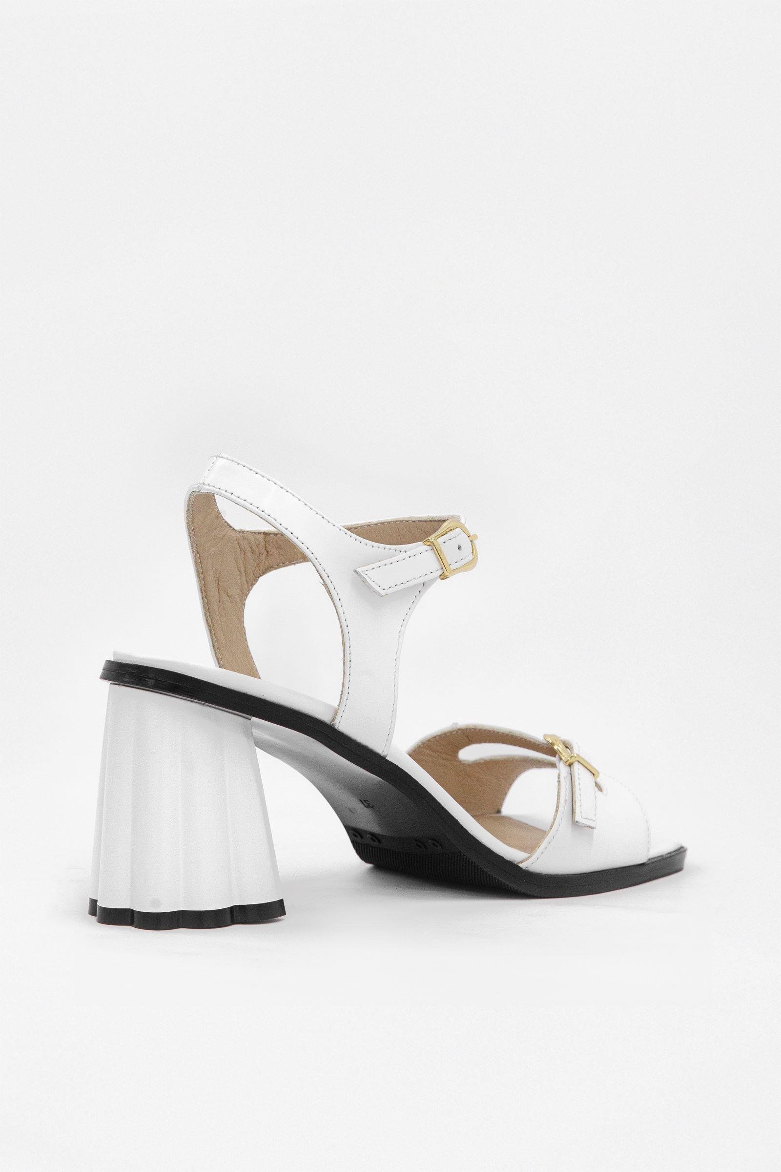 Wesley Beyaz Hakiki Deri Topuklu Sandalet