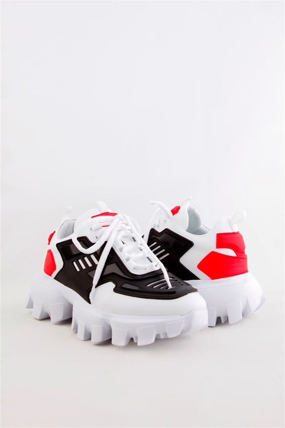 Willow Beyaz Deri Kalın Tabanlı Sneakers