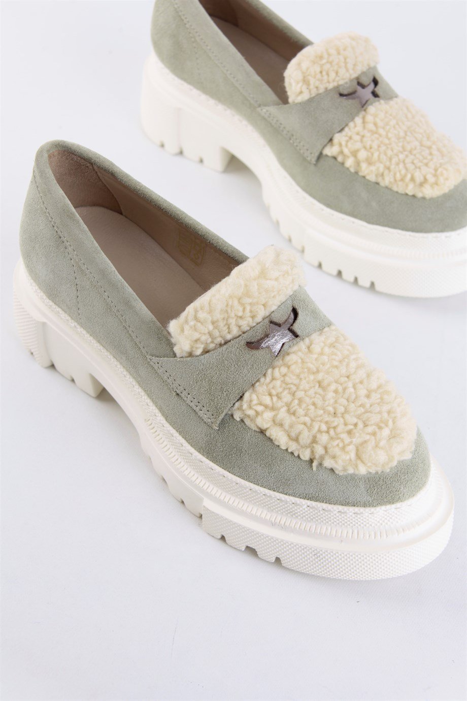 Yummy Avokado Süet Kürklü Kadın Loafer