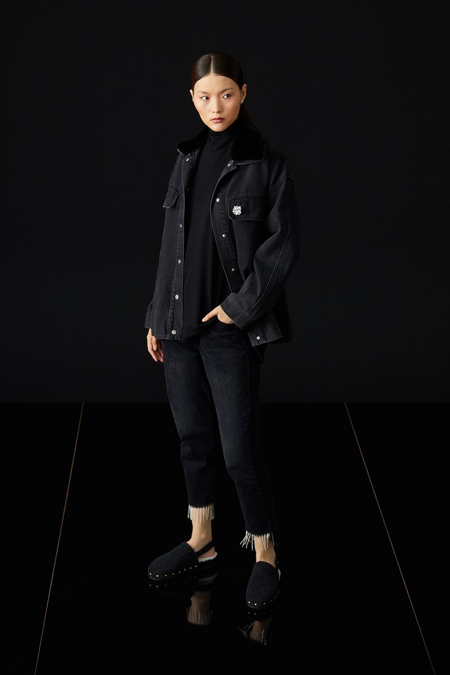 PAÇA SALLANTI TAŞ MOM JEAN