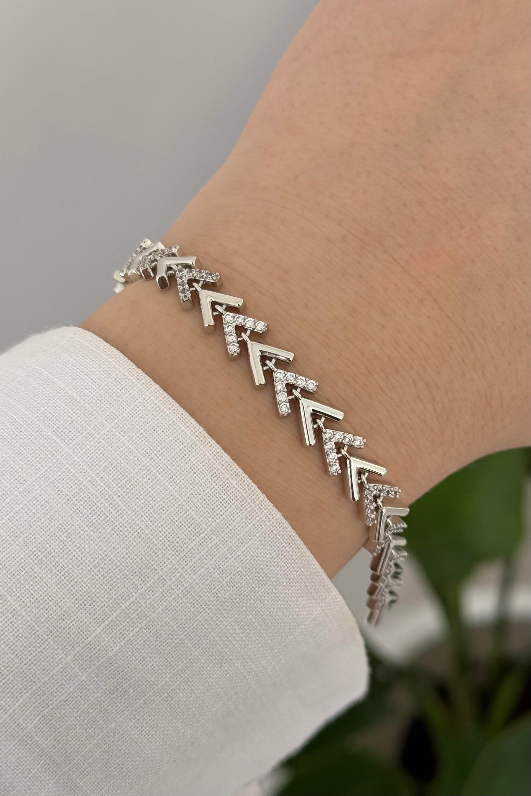 Arrowline Silver Bileklik