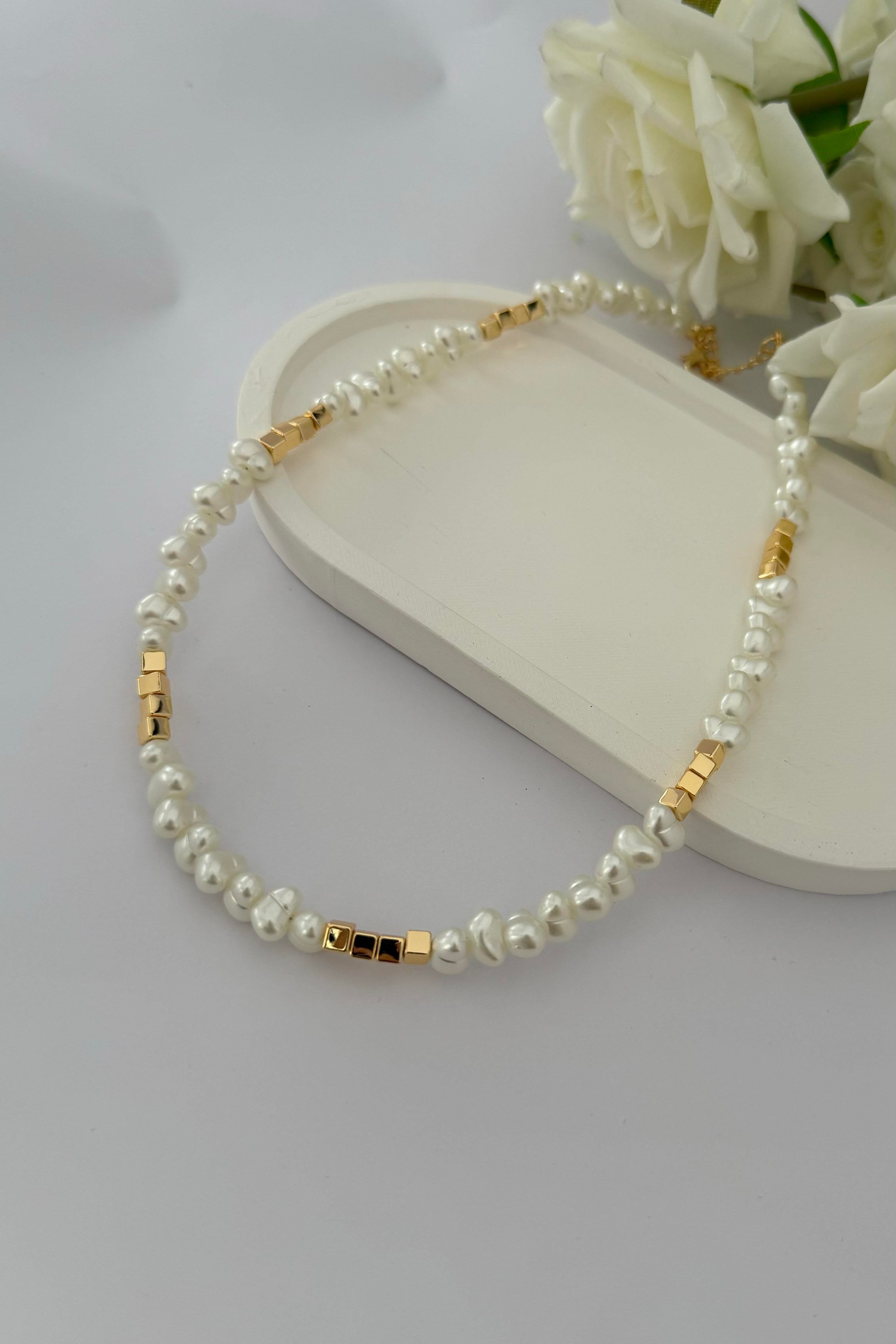 Barock Pearl Kolye