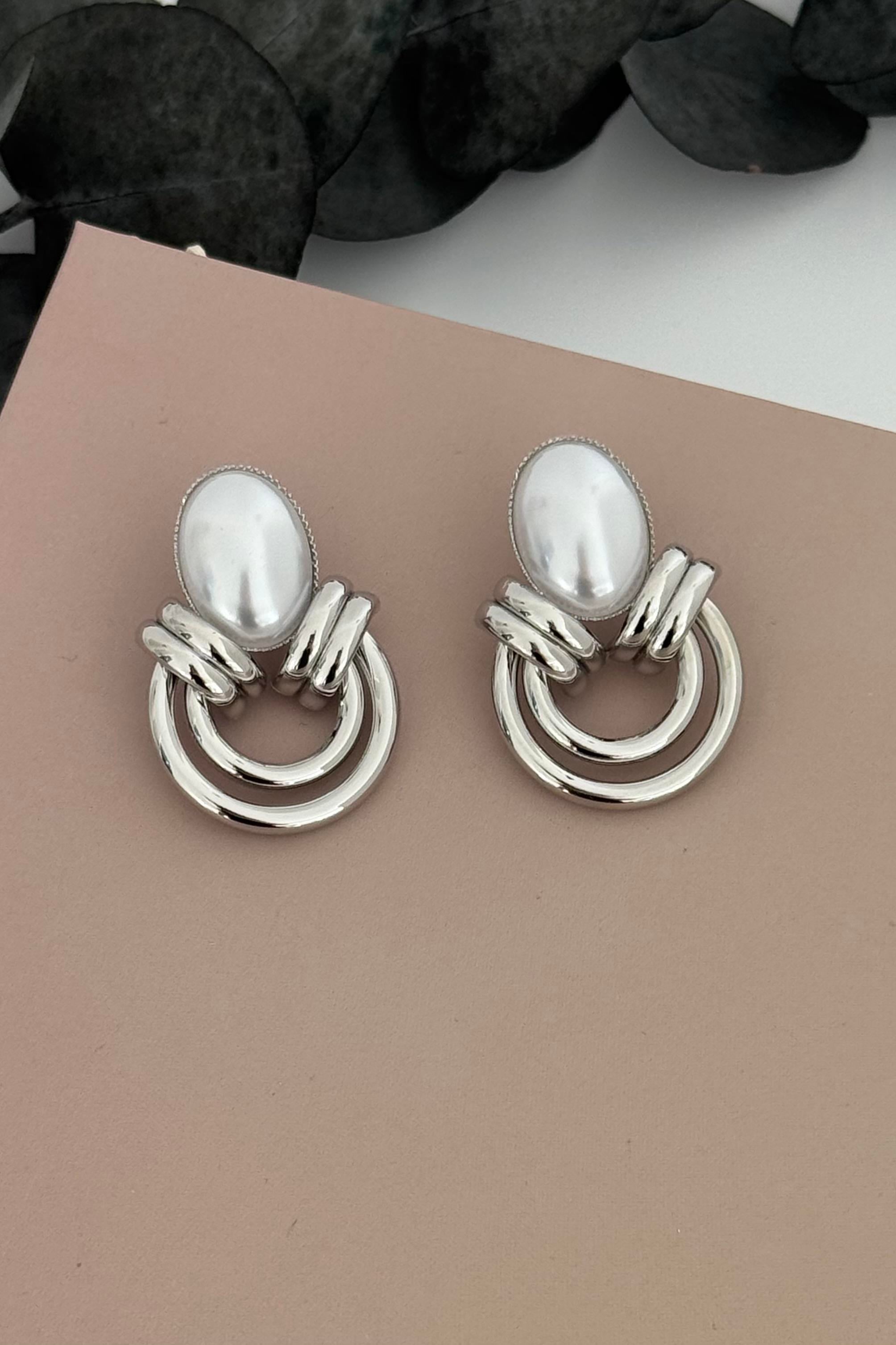 Beyaz Silver Knot Küpe