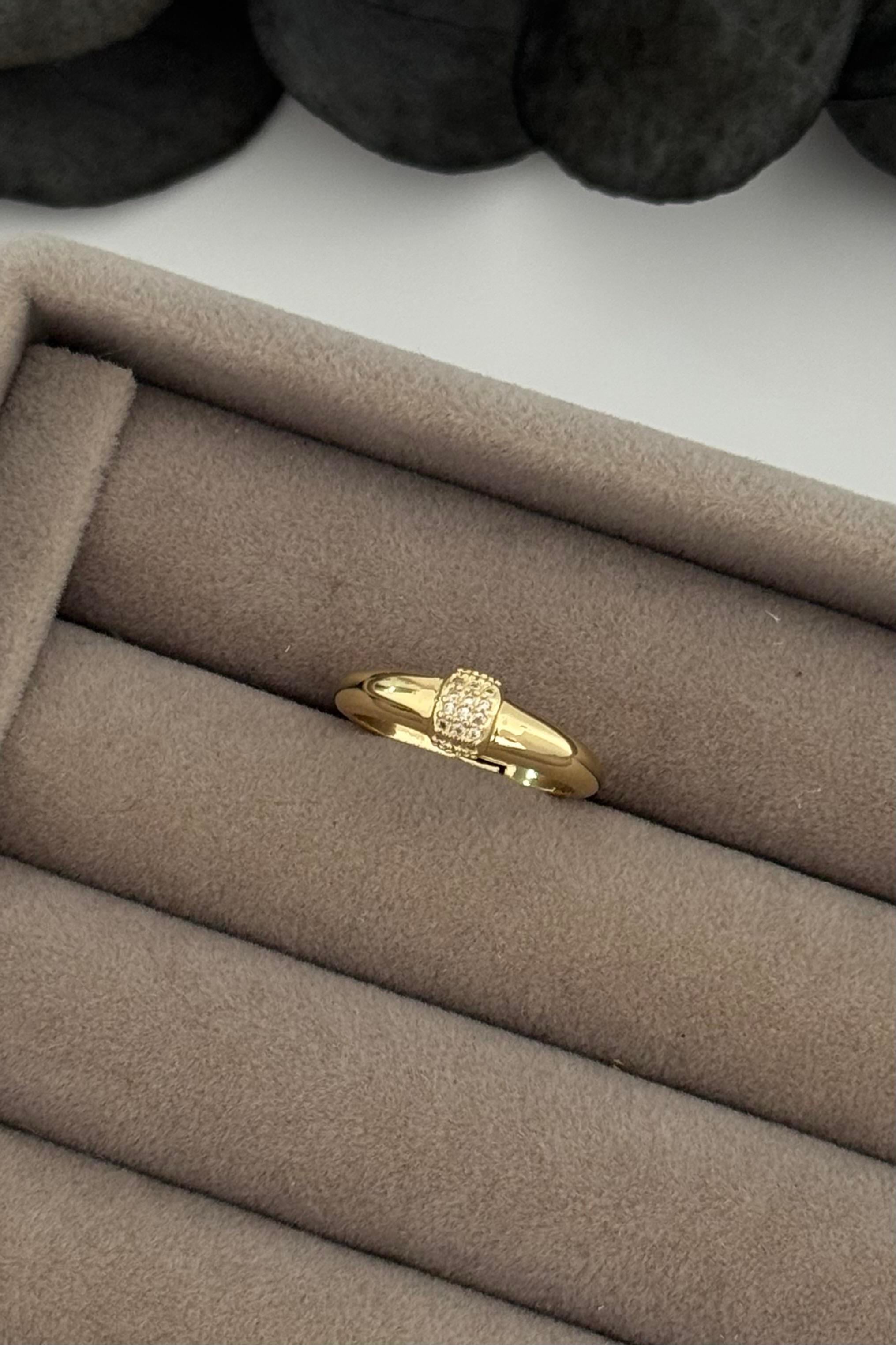Cylinder Gold Yüzük
