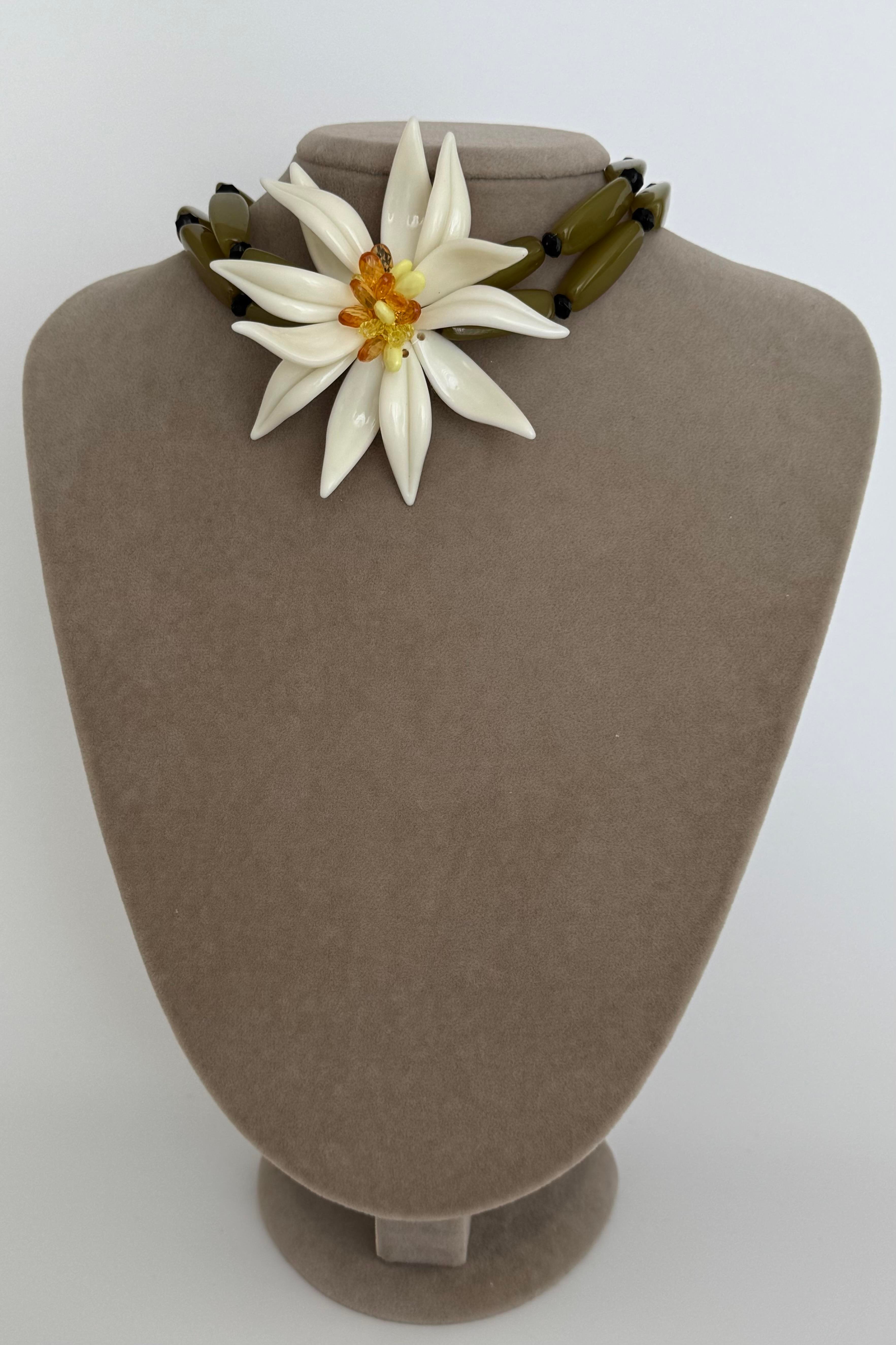 Florax Olive Bloom