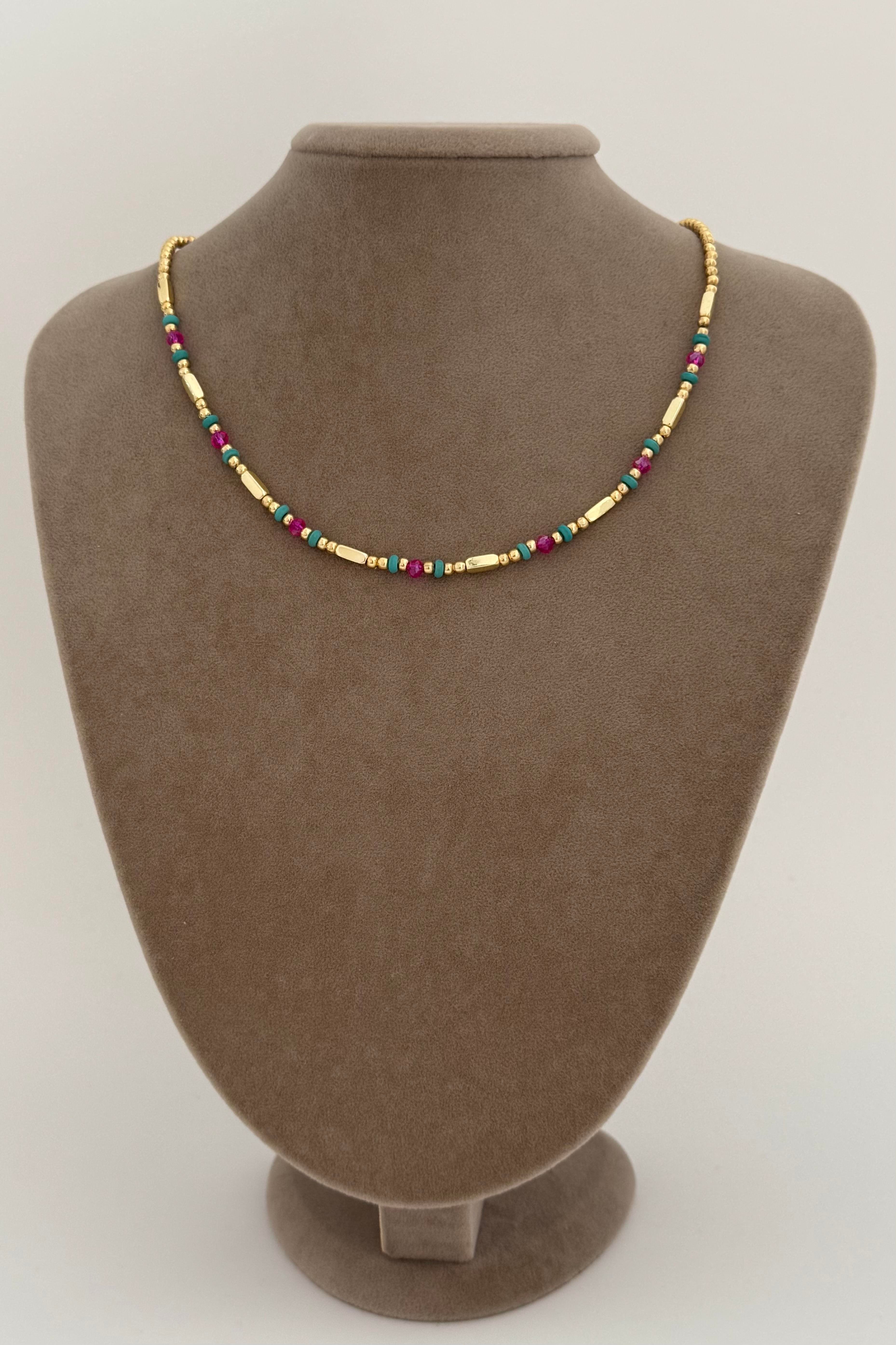 Nomad Soul Pembe Kolye