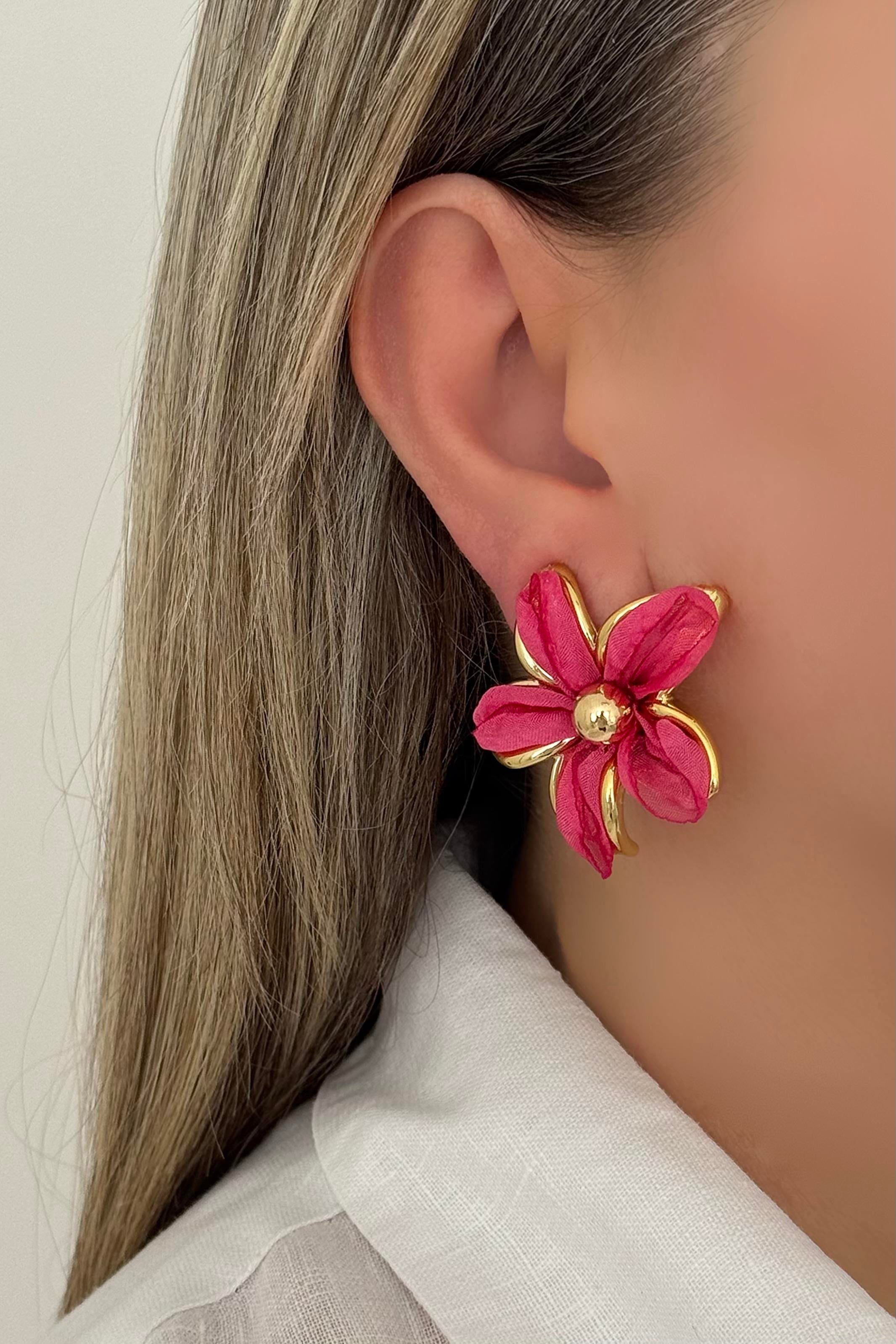 Petal Pembe Küpe