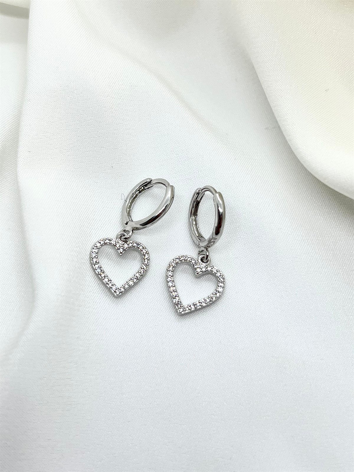 Taşlı Kalp Silver Küpe