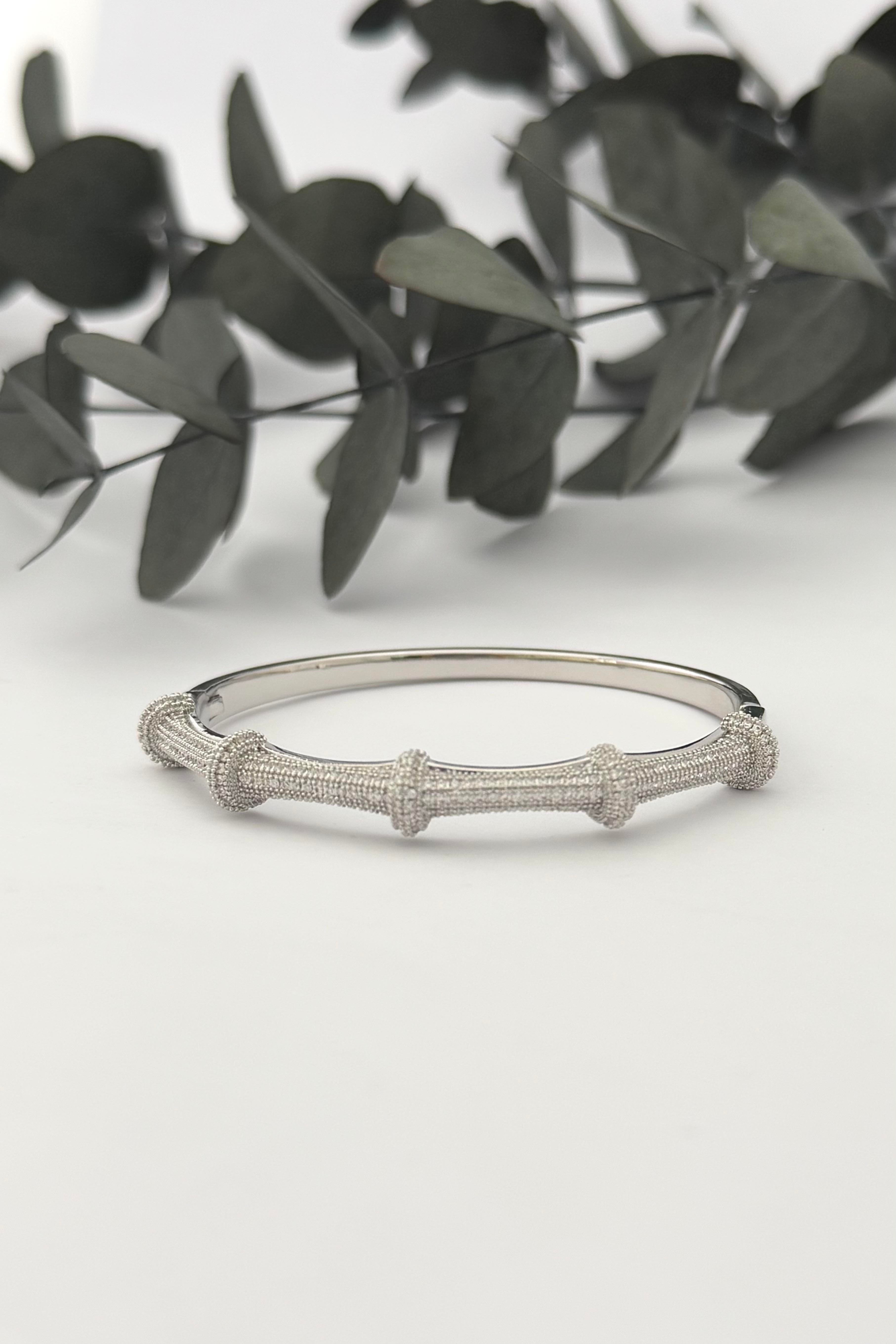 Taşlı Silver Kelepçe Bileklik