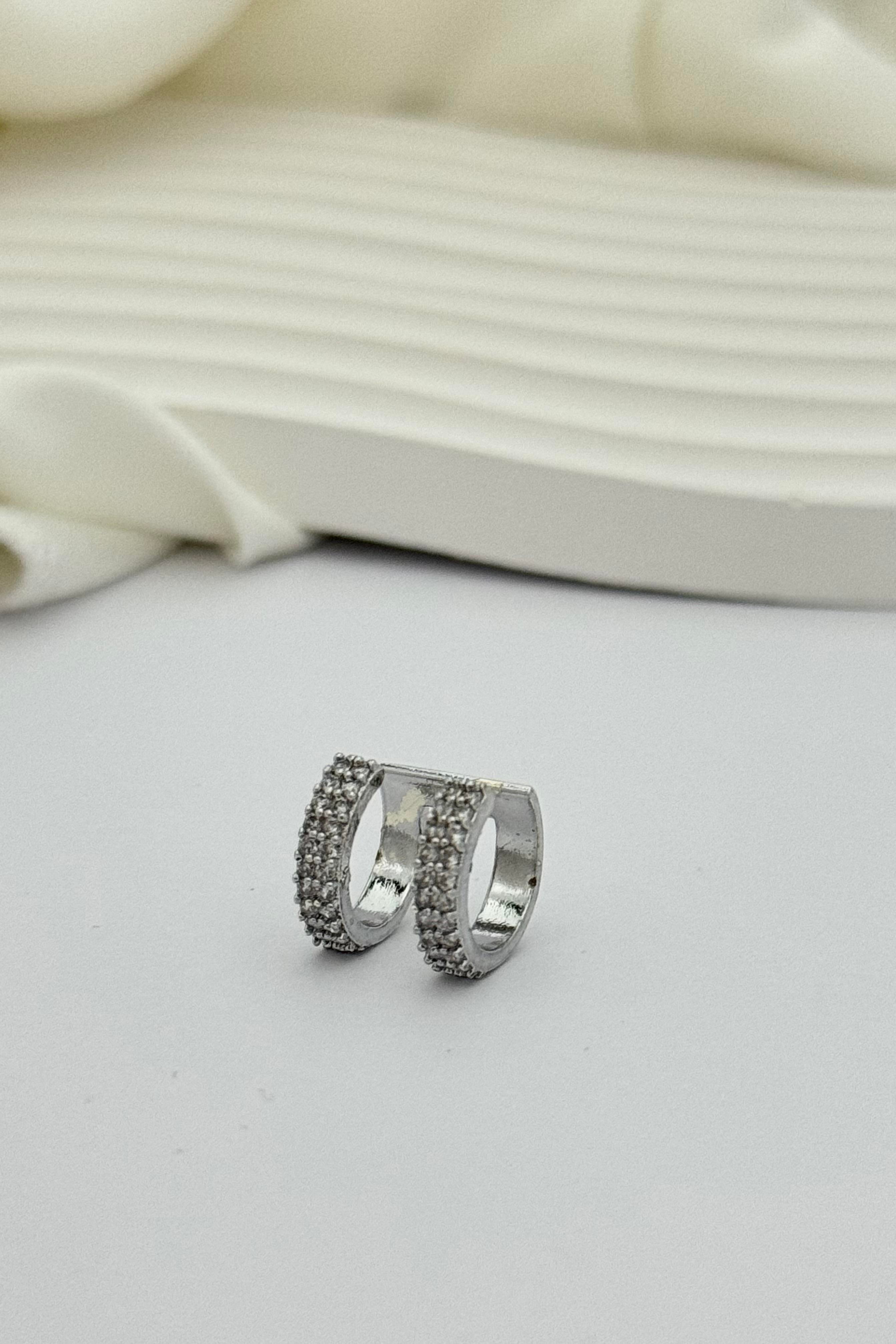 Tia Silver Earcuff