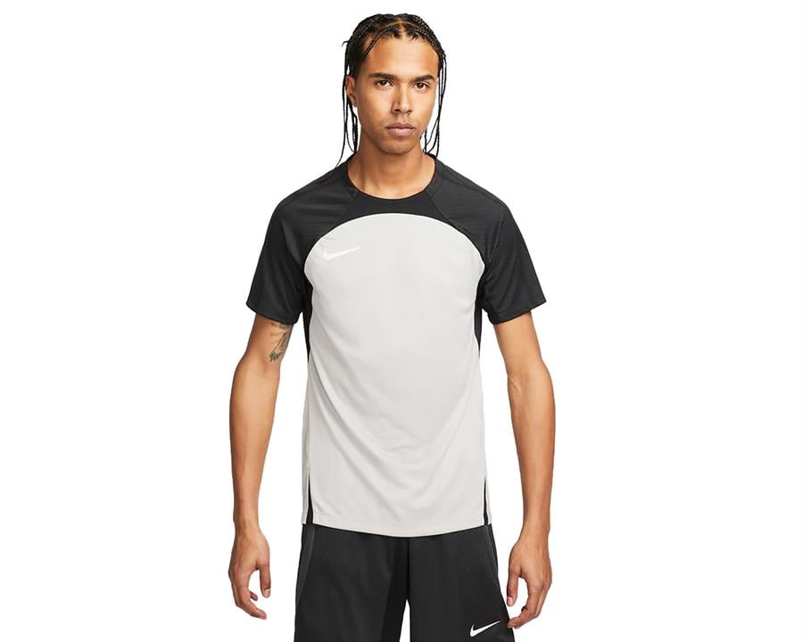 Nike Strike III Forma DR0889-052