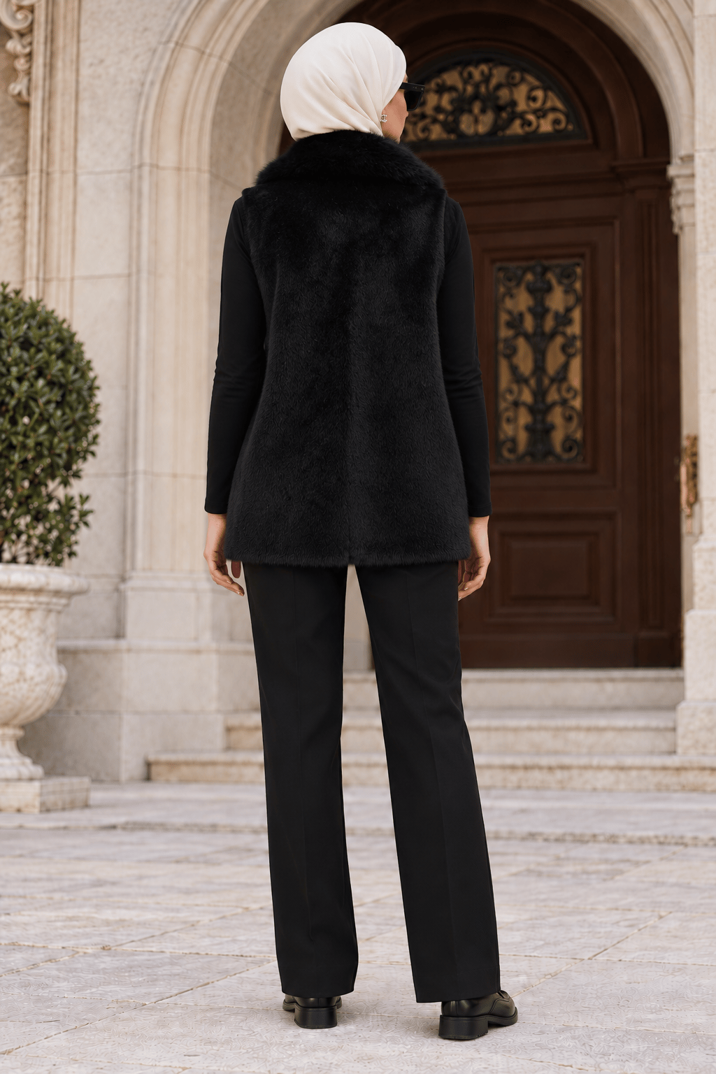 ANGORA CEPLİ YELEK-SİYAH