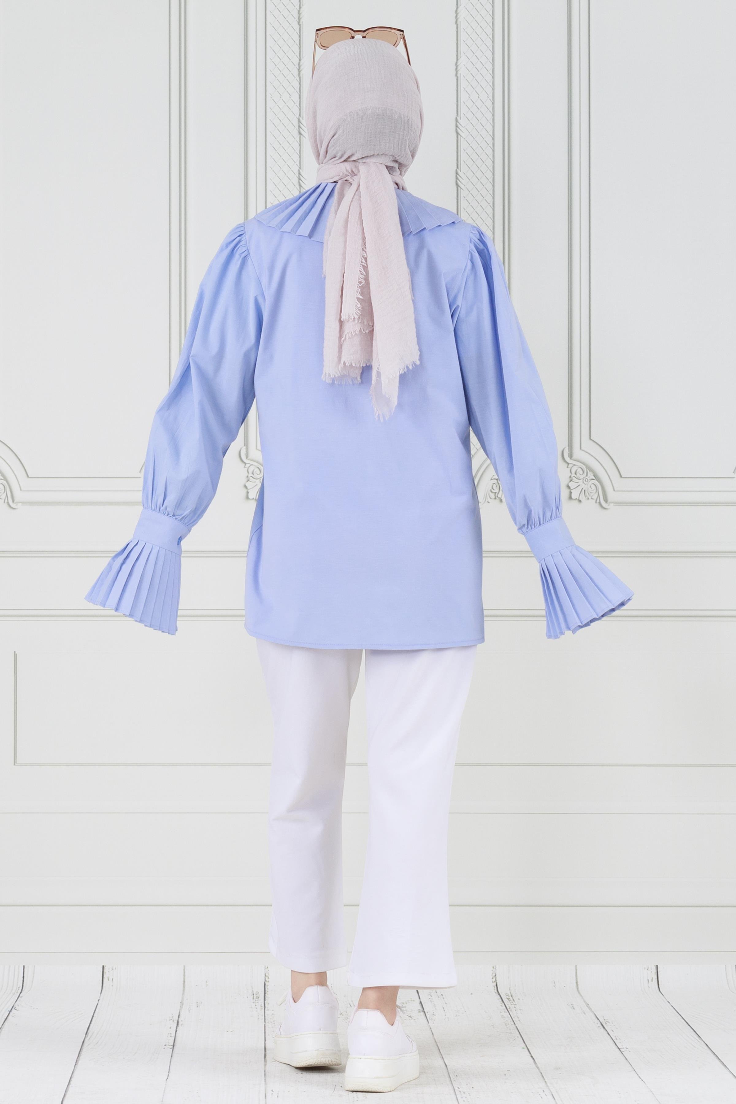 قميص بأكمام مطوية - أزرق فاتح