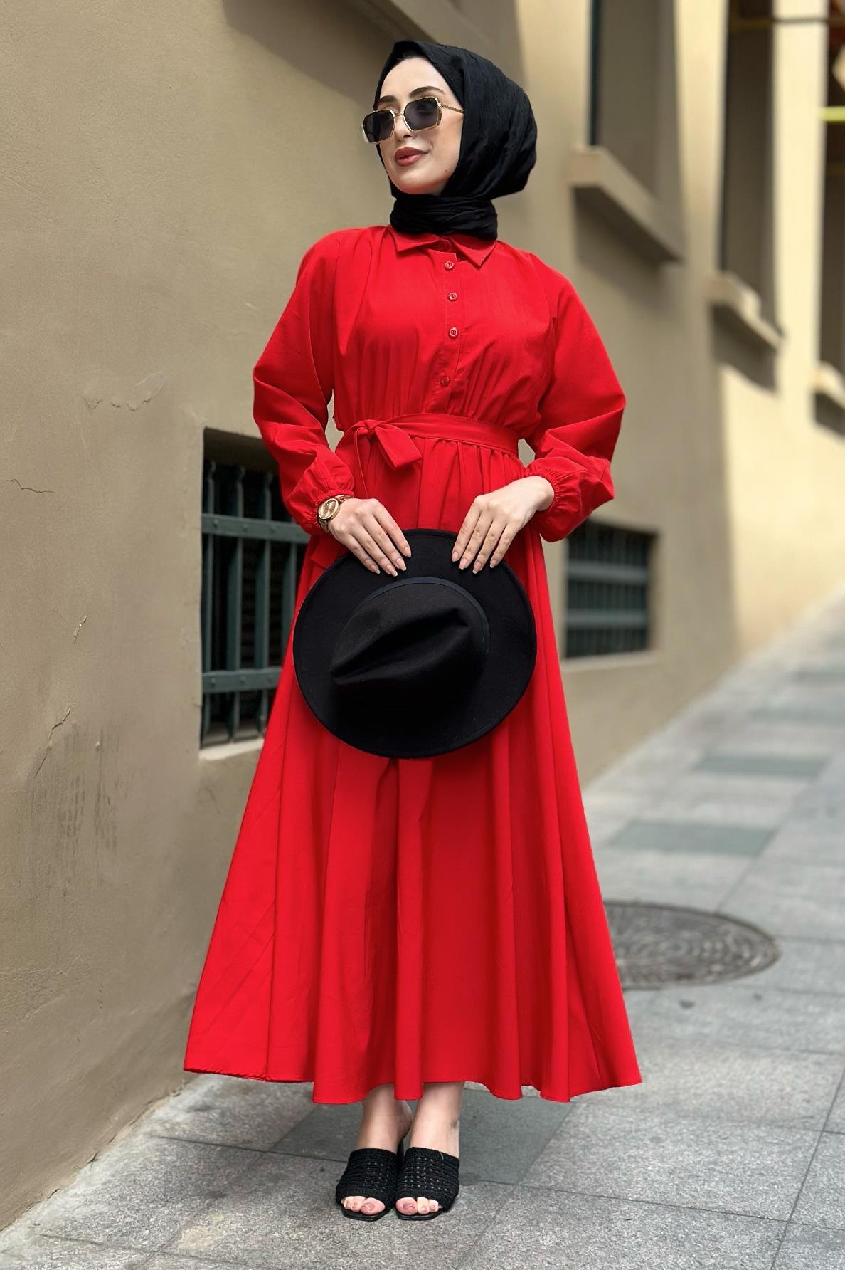 Collared Whirling Dervish Model Dress-Red