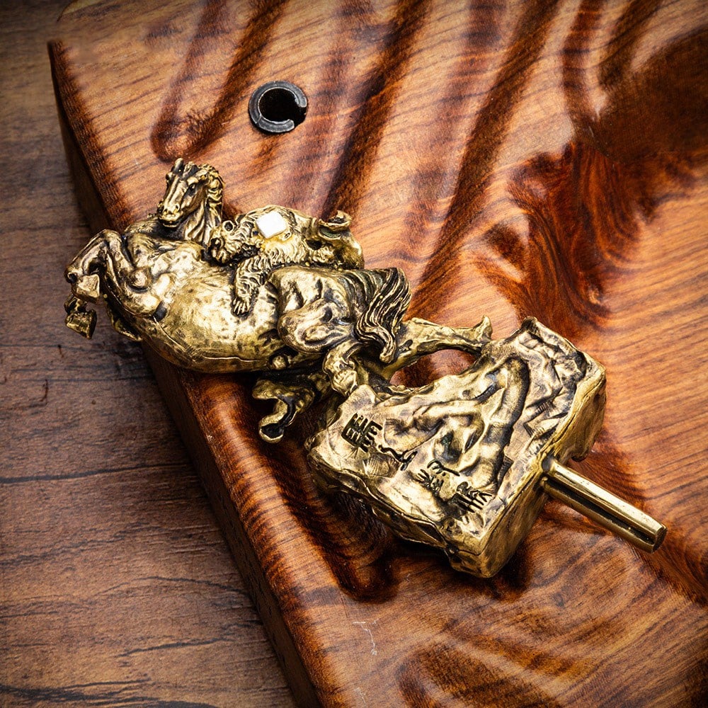 Lubinski Special Edt. Sandal Wood Horse Statue Puro Küllüğü