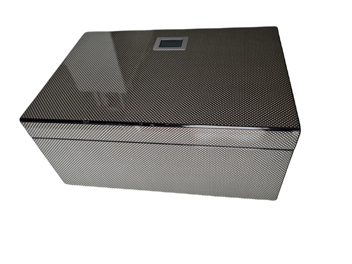 Basic German Humidor Puro Kutusu Dijital Nem Carbon 30's
