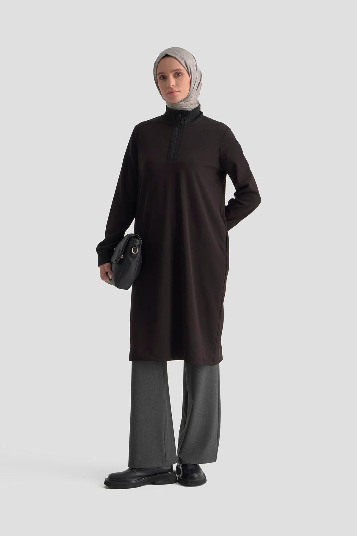 Dik Yaka Fermuarlı Basic Tunik - Siyah