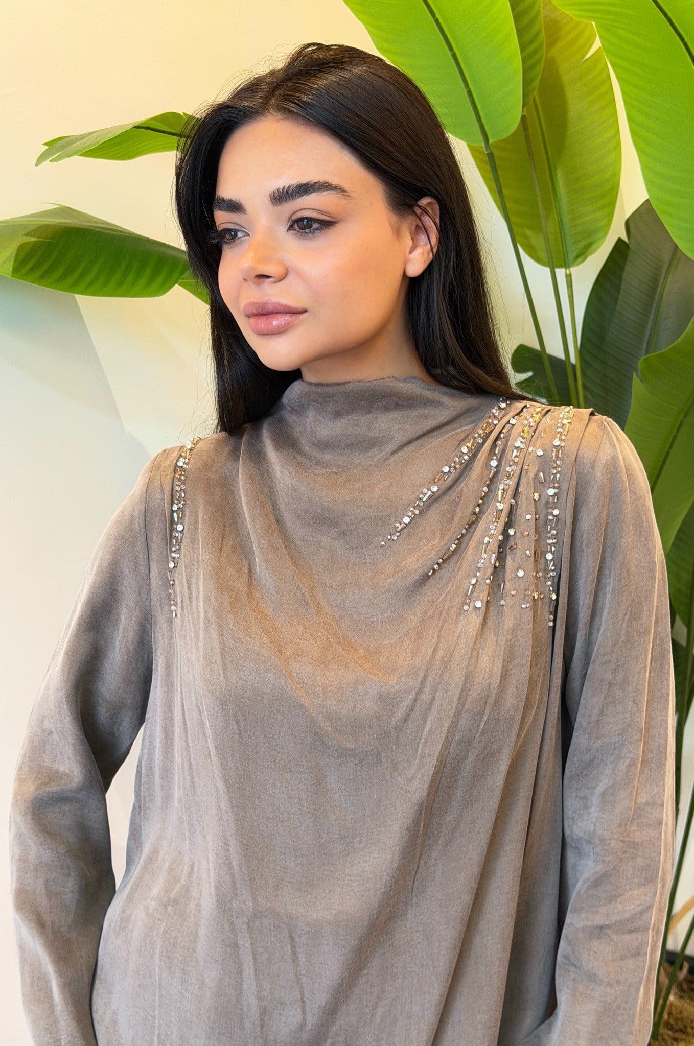 Kristal Boncuklu Bol Pantolonlu Takım - Kahverengi